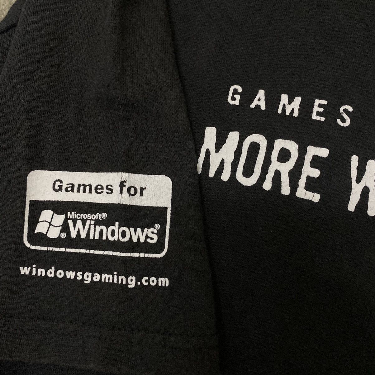 Playstation Vintage 2005 Fear Promo Game Tee Xbox Pc Ps2 Horror Movie Size US L / EU 52-54 / 3 - 4 Thumbnail