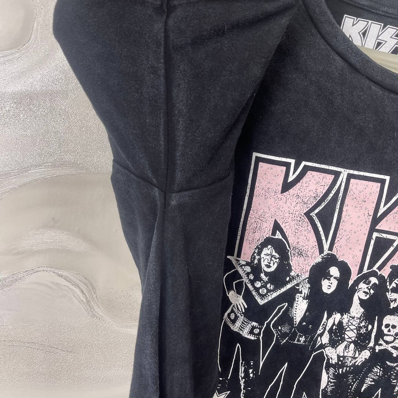 KISS Kiss Vintage T-Shirt Size Let Me Go Rock N Roll Unisex Size US L / EU 52-54 / 3 - 5 Thumbnail