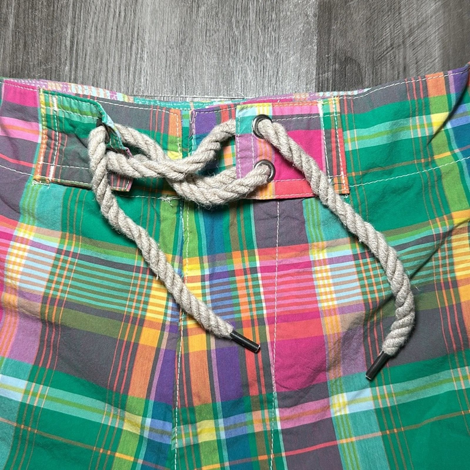 Polo Ralph Lauren Polo Ralph Lauren Plaid Board Shorts - 30 Size US 30 / EU 46 - 6 Thumbnail