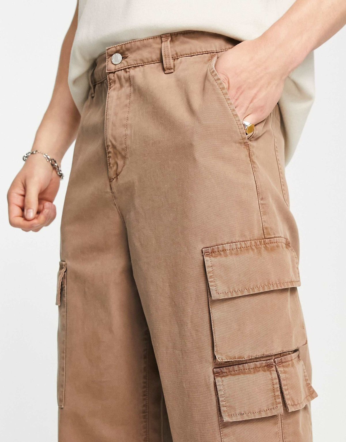 Asos Asos Design oversized tapered cargo pants Size US 31 - 9 Thumbnail
