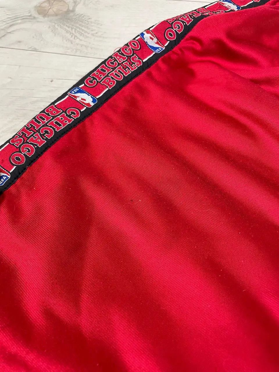 Champion Vintage Champion Chicago Bulls Basketball 90s Track Pants Size US 32 / EU 48 - 5 Thumbnail