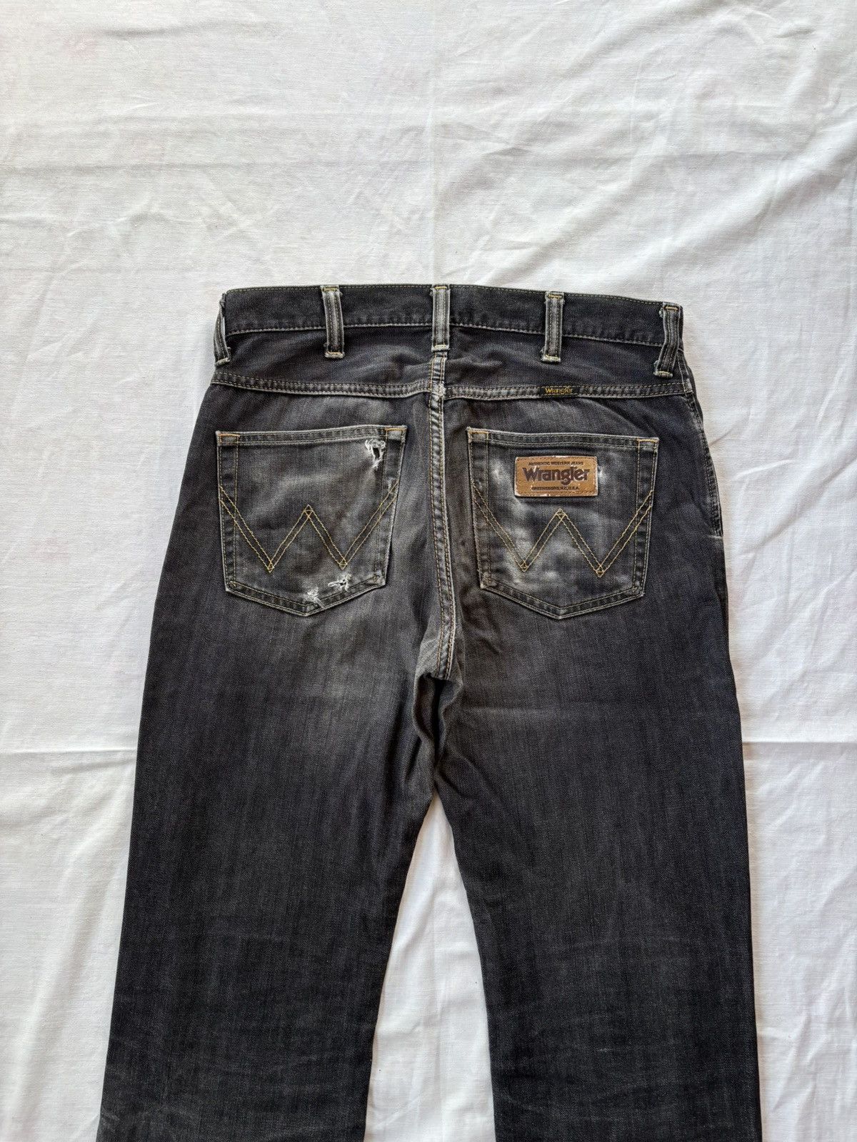 Wrangler Vintage Wrangler Black Distressed Denim Jeans Size US 31 - 6 Thumbnail