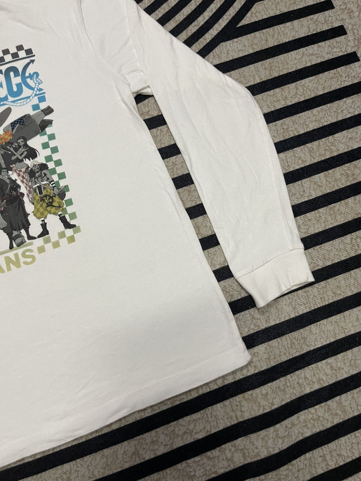 Vans Y2K VANS X ONE PIECE LONG SLEEVE TSHIRT ALL CHARACTERS Size US S / EU 44-46 / 1 - 14 Thumbnail