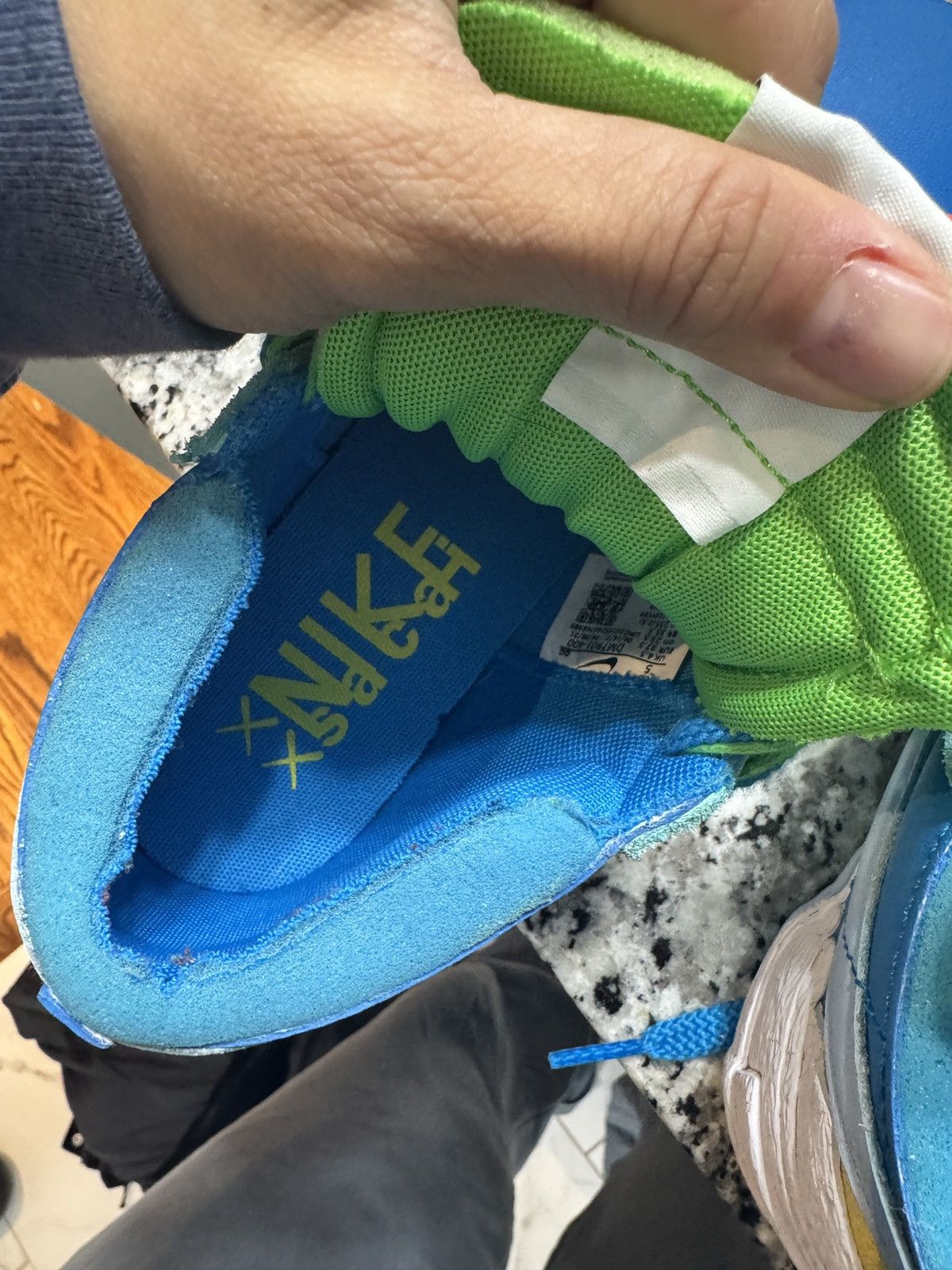 Kaws × Nike × Sacai Nike x sacai x KAWS Blazer Low Size US 5 / EU 37 - 5 Thumbnail