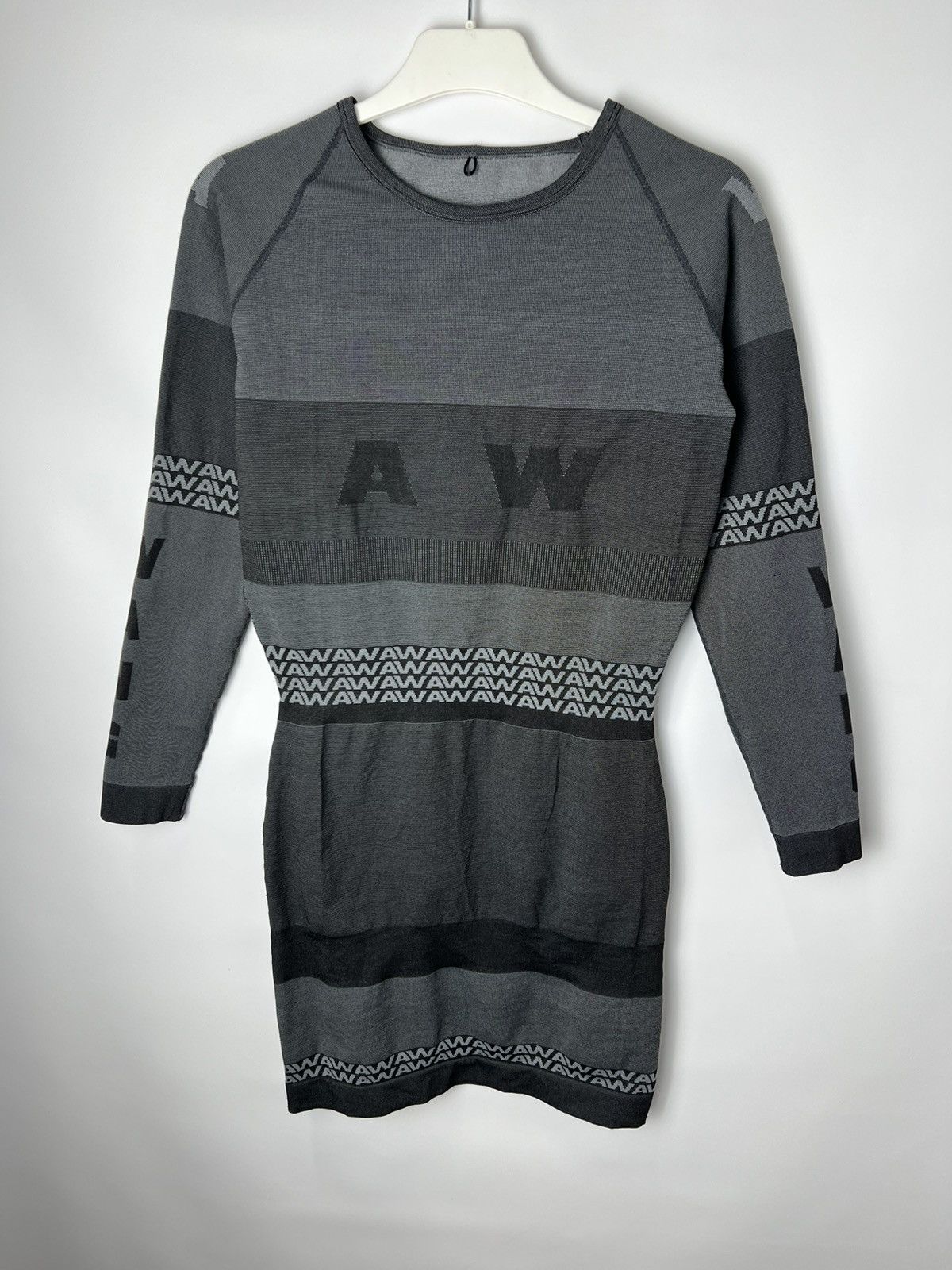 Alexander Wang Luxury Streetwear Alexander Wang Jacquard-Knit Dress Size M / US 6-8 / IT 42-44 - 1 Thumbnail