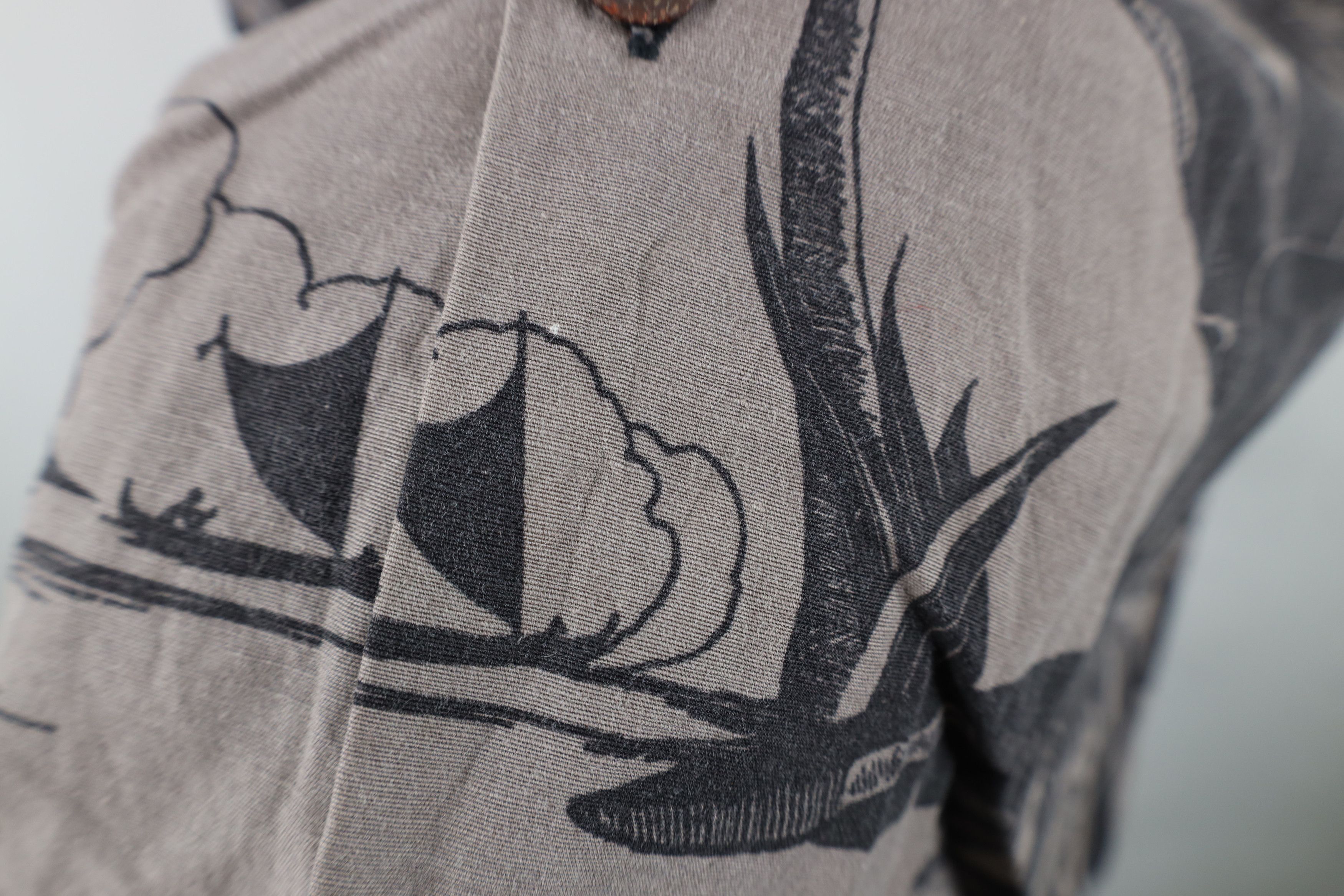 Vintage Vintage 90s Y2K Streetwear Fish Surf Hawaiian Button Shirt Size US XL / EU 56 / 4 - 8 Thumbnail