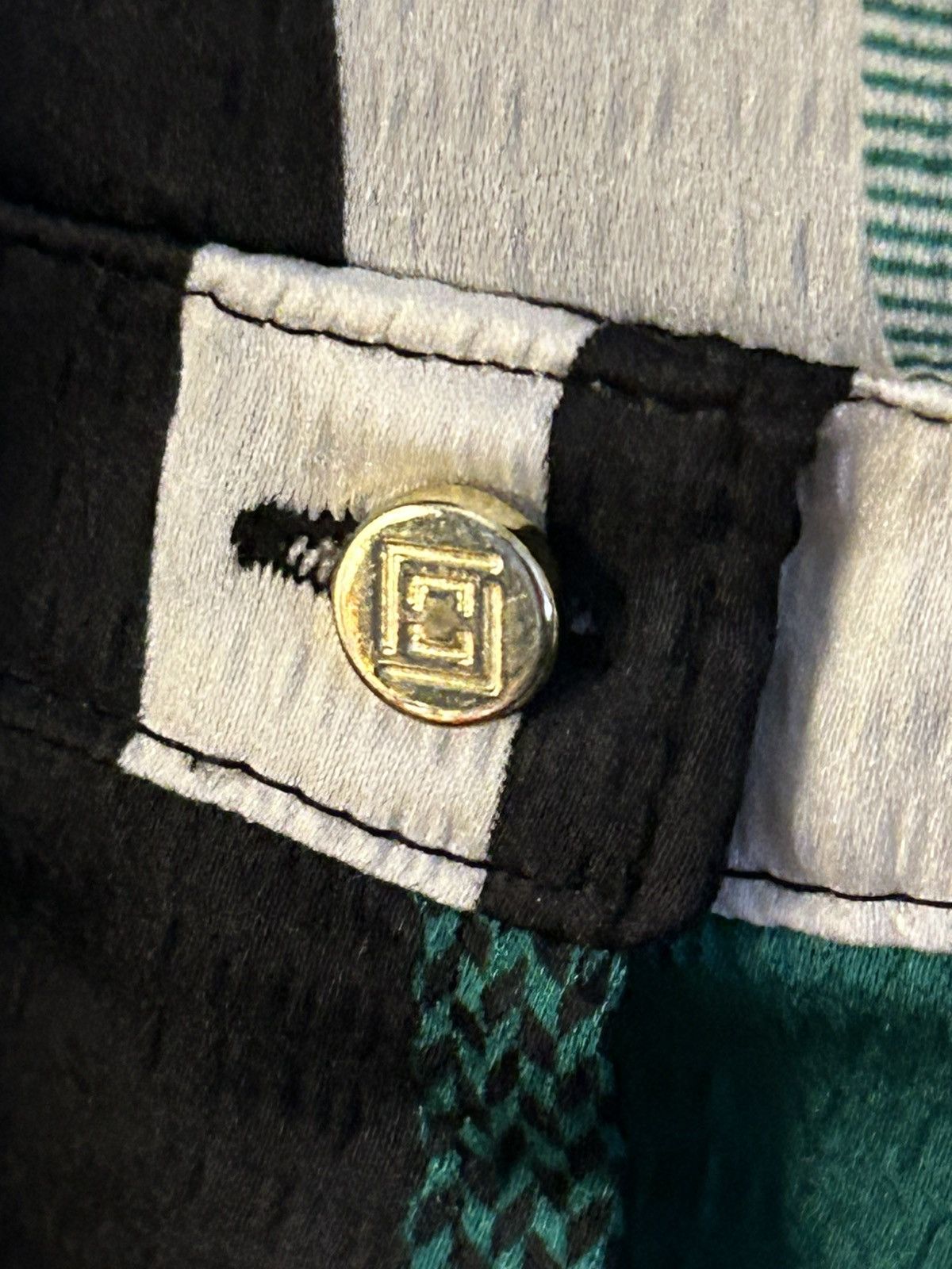 Liz Claiborne Liz Claiborne Bold Geometric Blouse Emerald & Black Size XL / US 12-14 / IT 48-50 - 9 Thumbnail