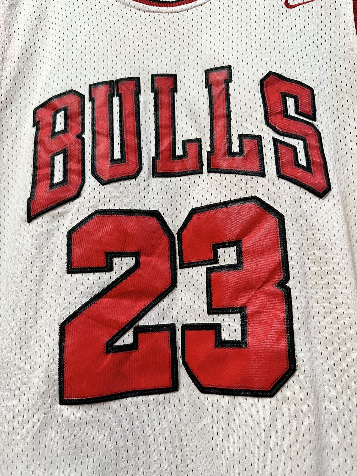 NBA × Nike × Vintage Vintage Chicago Bulls Jordan #23 Jersey Nike Team Size US XL / EU 56 / 4 - 5 Thumbnail