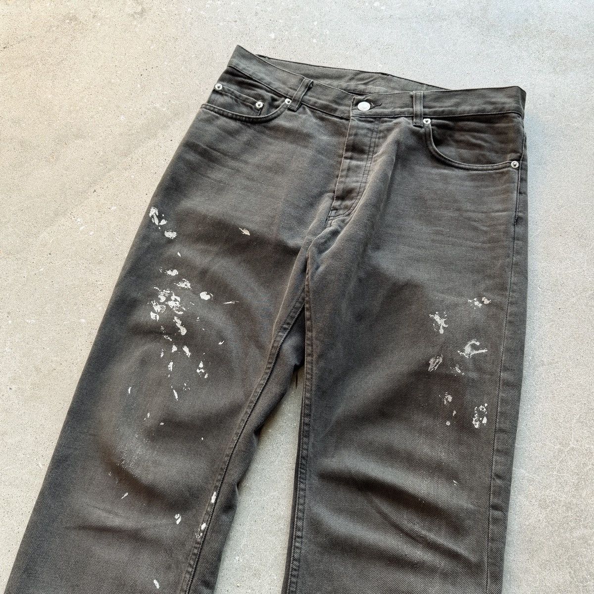 Helmut Lang Vintage 2000s Helmut Lang THRASHED Charcoal Painter Denim Size US 32 / EU 48 - 4 Thumbnail
