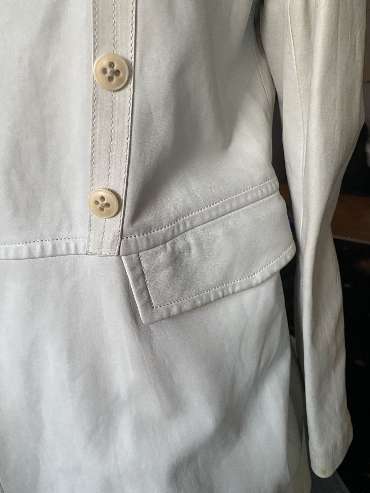 Ann Demeulemeester Ann Demeulemeester White Leather Overcoat Size US L / EU 52-54 / 3 - 6 Thumbnail