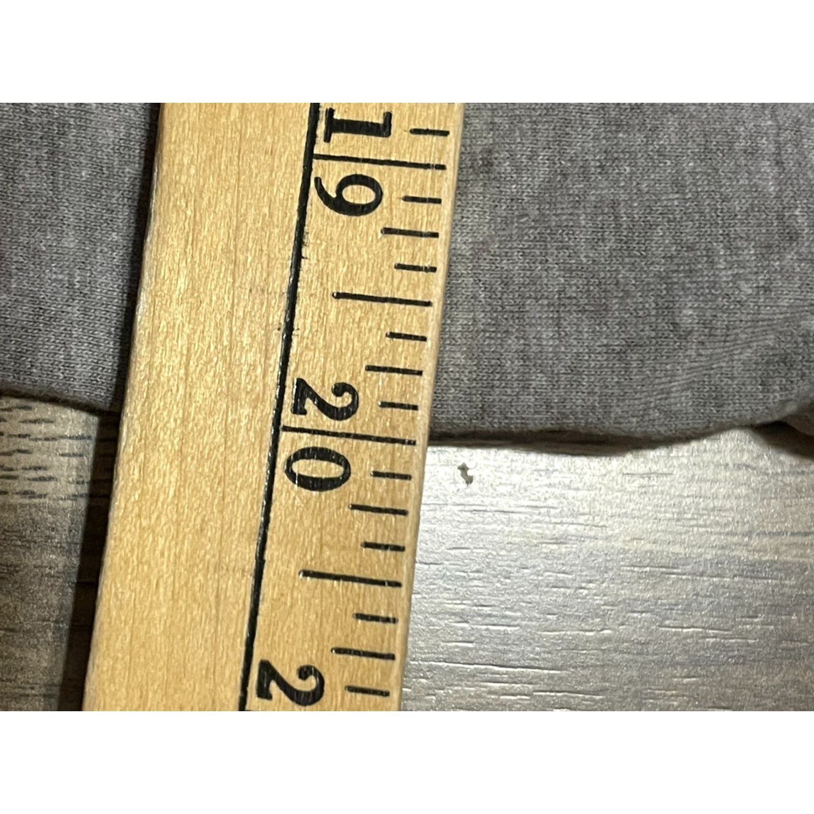 Eddie Bauer Eddie Bauer Shirt Men M Gray Short Sleeve Crew Neck Regular T-Shirt, Vintage: No, Pattern: Solid Size US M / EU 48-50 / 2 - 3 Thumbnail