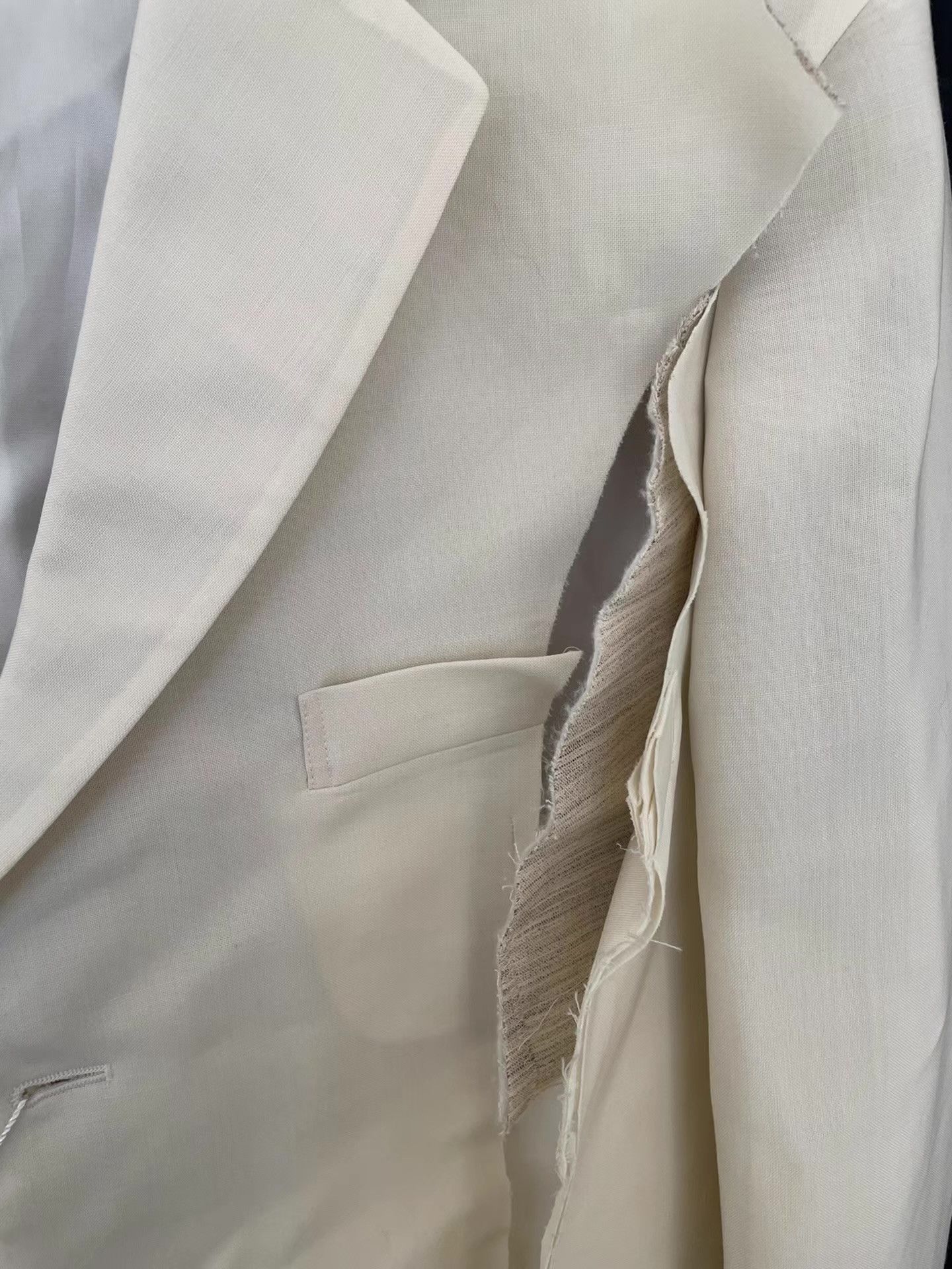 Maison Margiela Maison Margiela 21SS Cut-Out Blazer Ｑ21 Size 48R - 8 Thumbnail