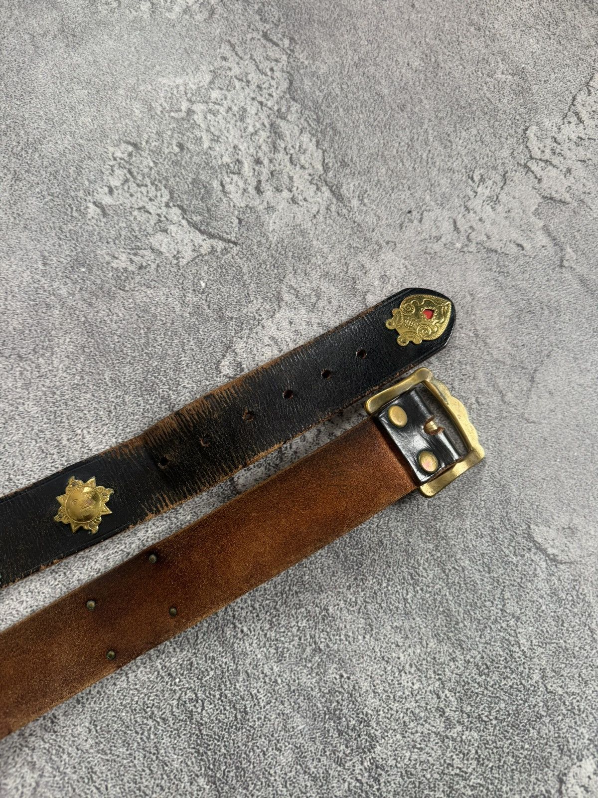 Etro 90s Retro vintage leather belt iconic cows 🐄 metal details Size ONE SIZE - 9 Thumbnail