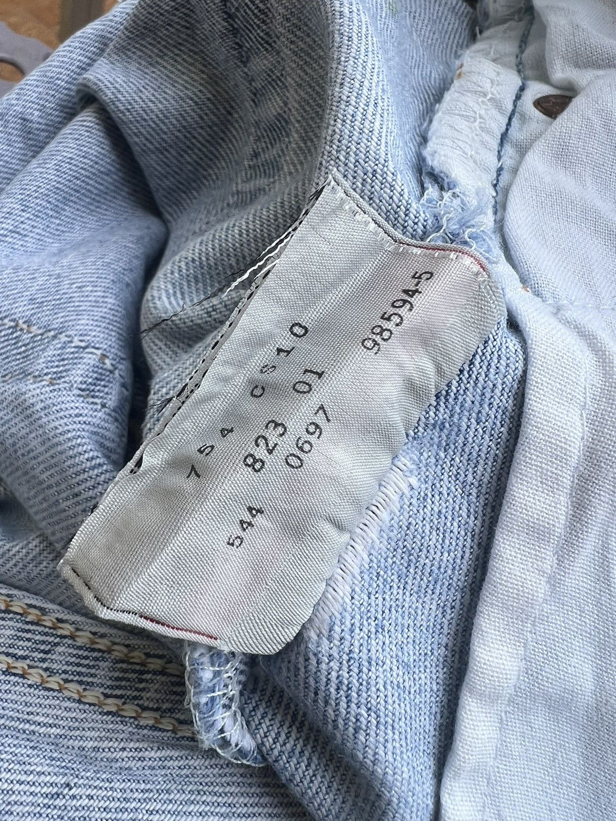 Levi's Vintage 1997 Levi’s 501 Usa Distressed Fade Blue Denim Jeans Size US 29 - 25 Thumbnail