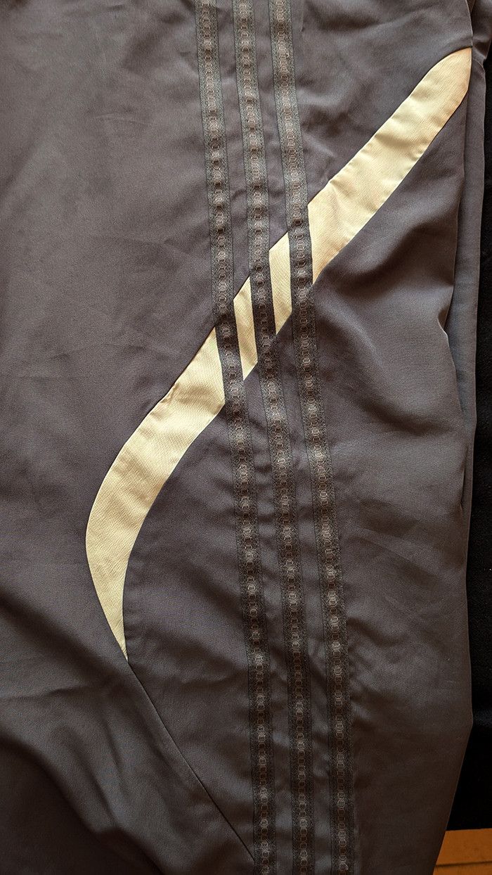 Adidas Vintage Adidas Nylon Baggy trackpants Size US 34 / EU 50 - 3 Thumbnail