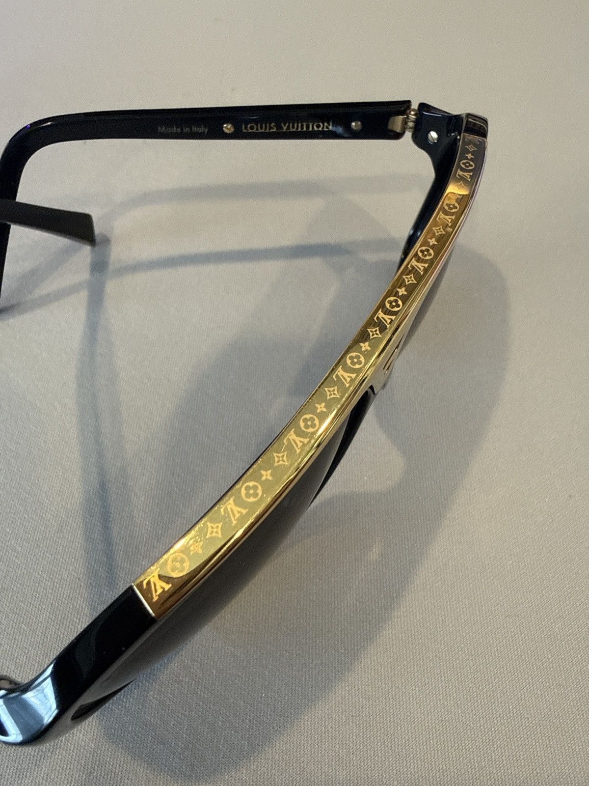 Louis Vuitton LV Evidence Sunglasses Size ONE SIZE - 2 Thumbnail