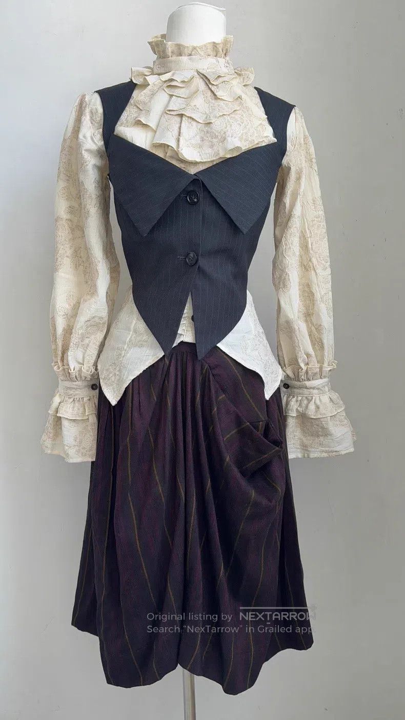 Vivienne Westwood Vivienne Westwood size M Transformable Half Skirt Size 27" / US 4 / IT 40 - 1 Thumbnail