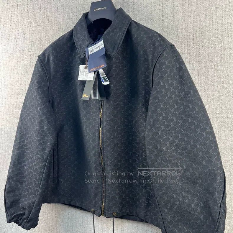 Louis Vuitton Louis Vuitton SS24 Logo Jacquard Embroidered Lapel Zip Lon Size US M / EU 48-50 / 2 - 3 Thumbnail