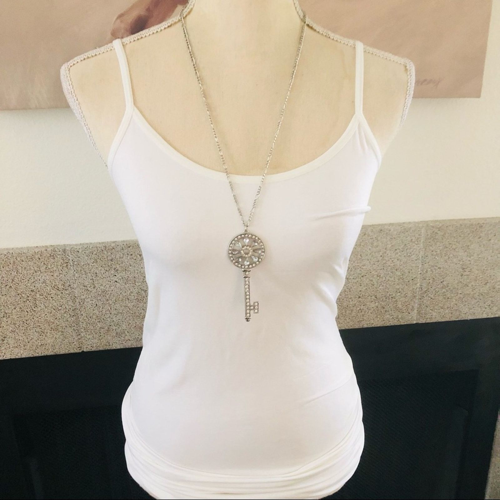 Jewelry Clear rhinestone skeleton key pendant necklace Size ONE SIZE - 4 Thumbnail