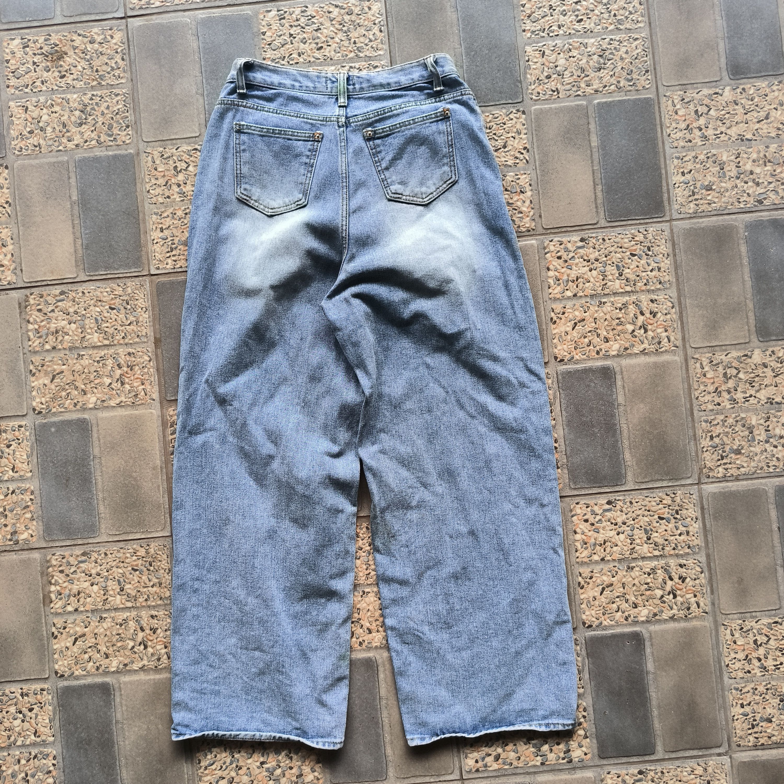 Japanese Brand Three Quarter Baggy Jeans Size US 31 - 6 Thumbnail