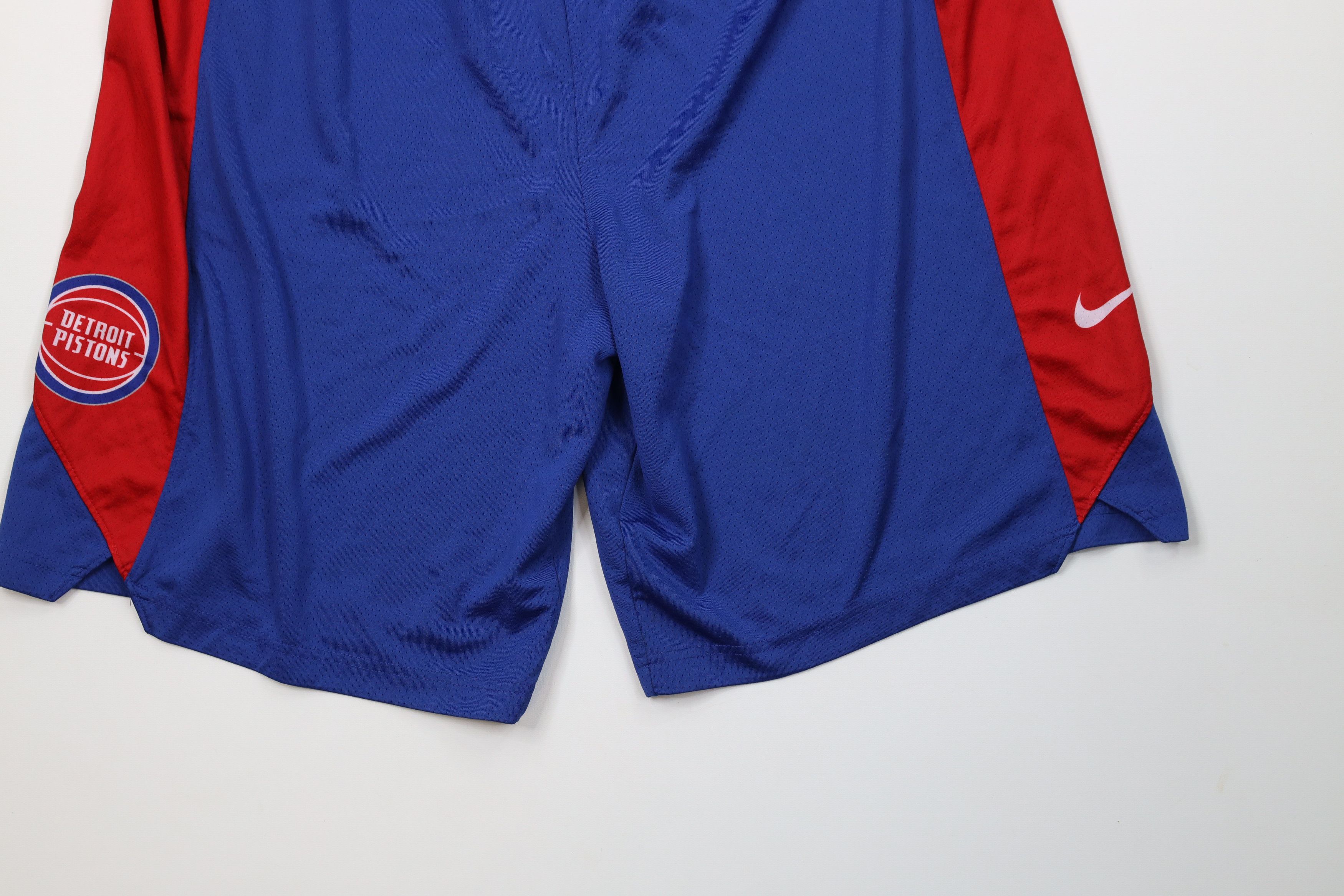 Nike Nike Air Jordan Game Worn Detroit Pistons Basketball Shorts Size US 36 / EU 52 - 4 Thumbnail