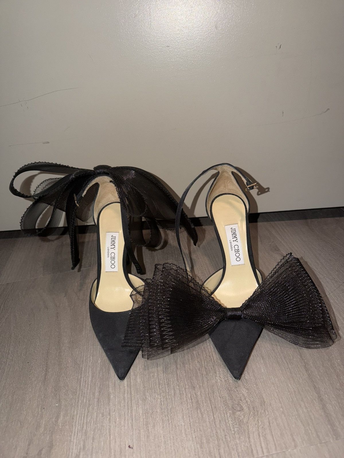 Jimmy Choo Jimmy Choo Averly asymmetrical pump Size US 6 / IT 36 - 1 Thumbnail