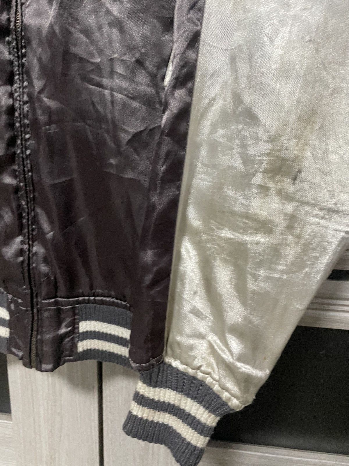 Japanese Brand × Vintage Vintage Devitchu Los Angeles Embroidered Dragon Jacket Y2K Size US M / EU 48-50 / 2 - 9 Thumbnail