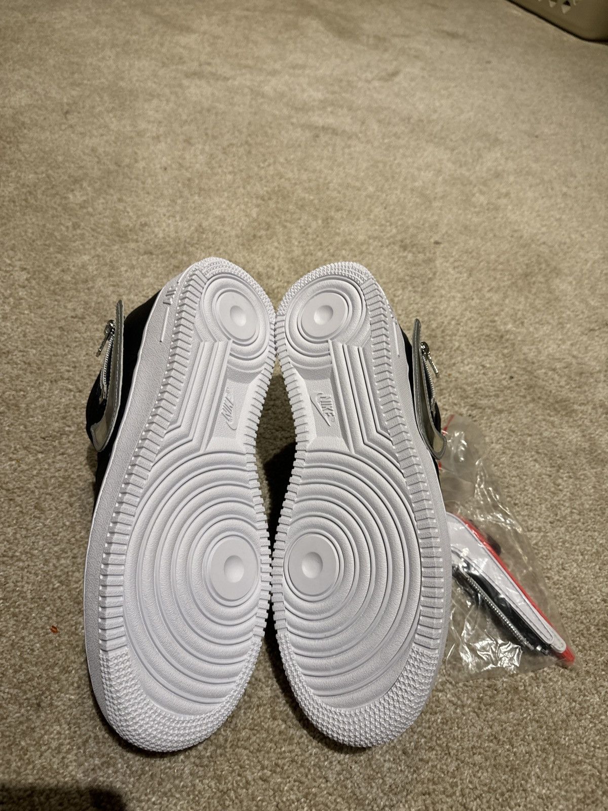 Nike Air Force 1 ‘07 “Silver Swoosh Size US 8 / EU 41 - 6 Thumbnail