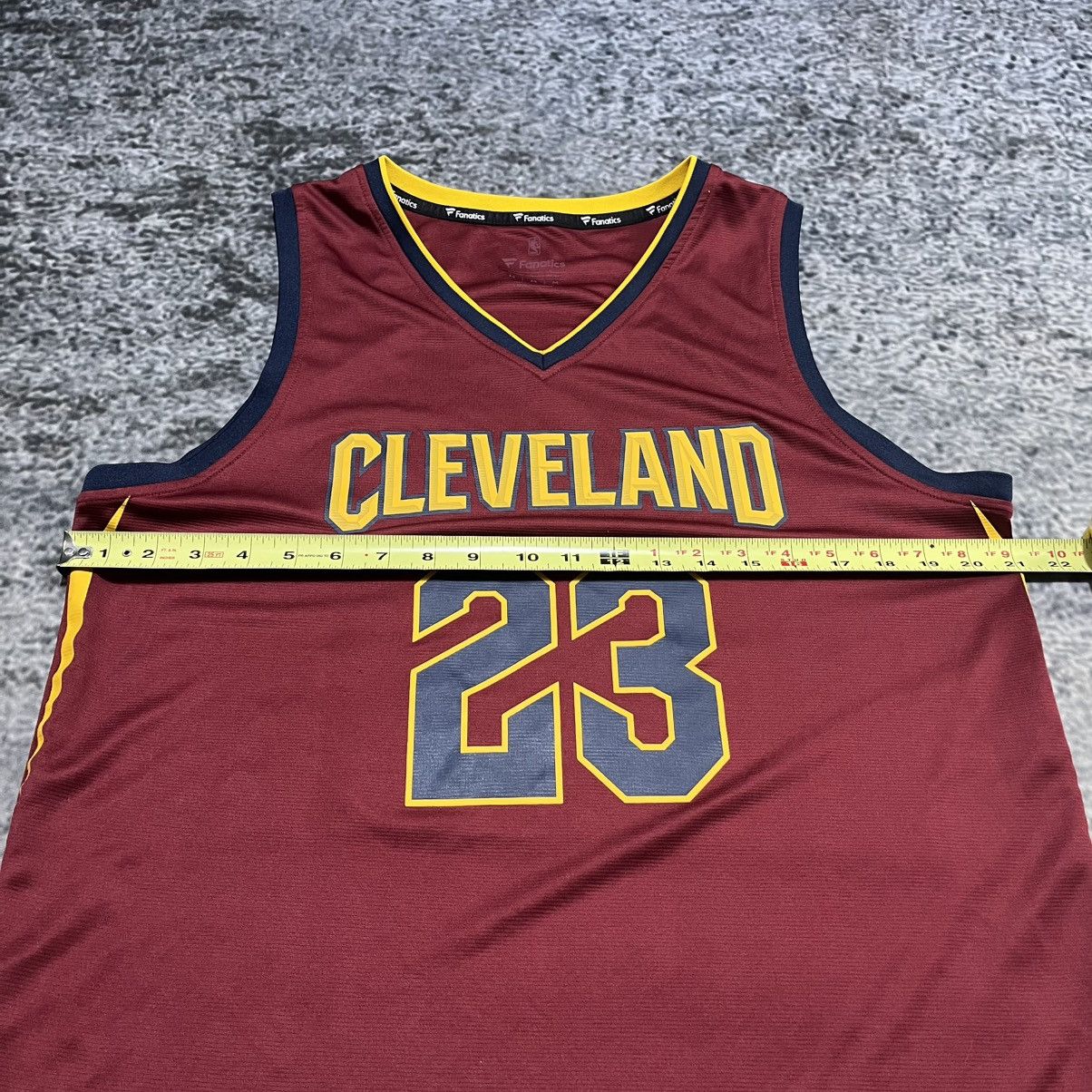 NBA Lebron James Cleveland Cavaliers #23 Home Jersey Size Medium Size US M / EU 48-50 / 2 - 9 Thumbnail