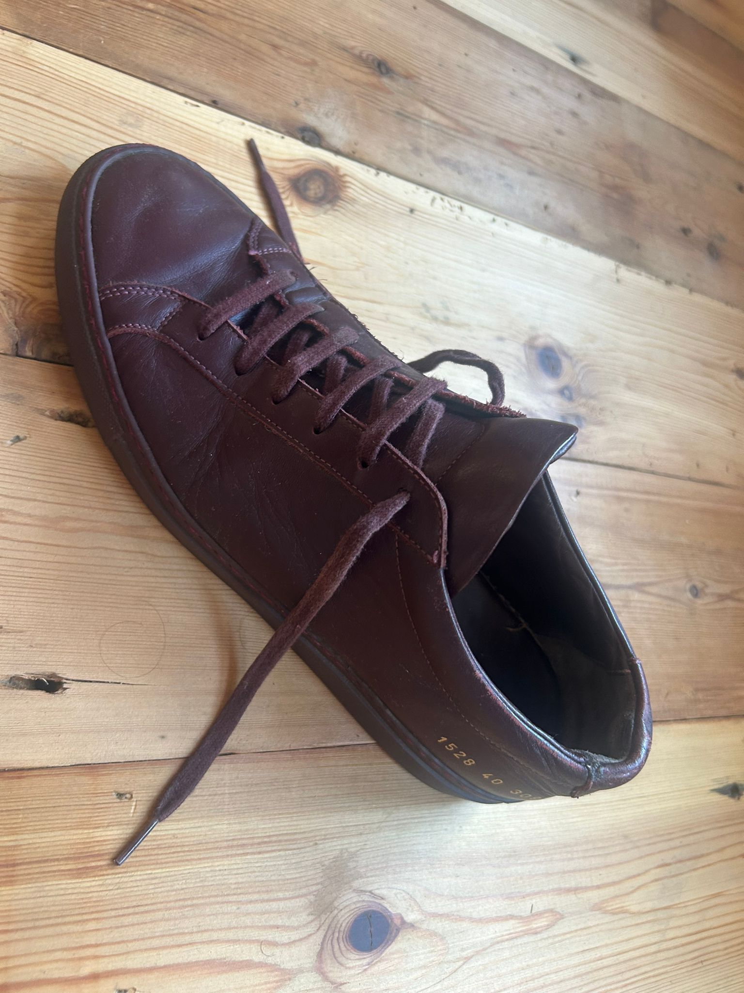 Common Projects Common Projects achilles low Oxblood Size US 7 / EU 40 - 4 Thumbnail