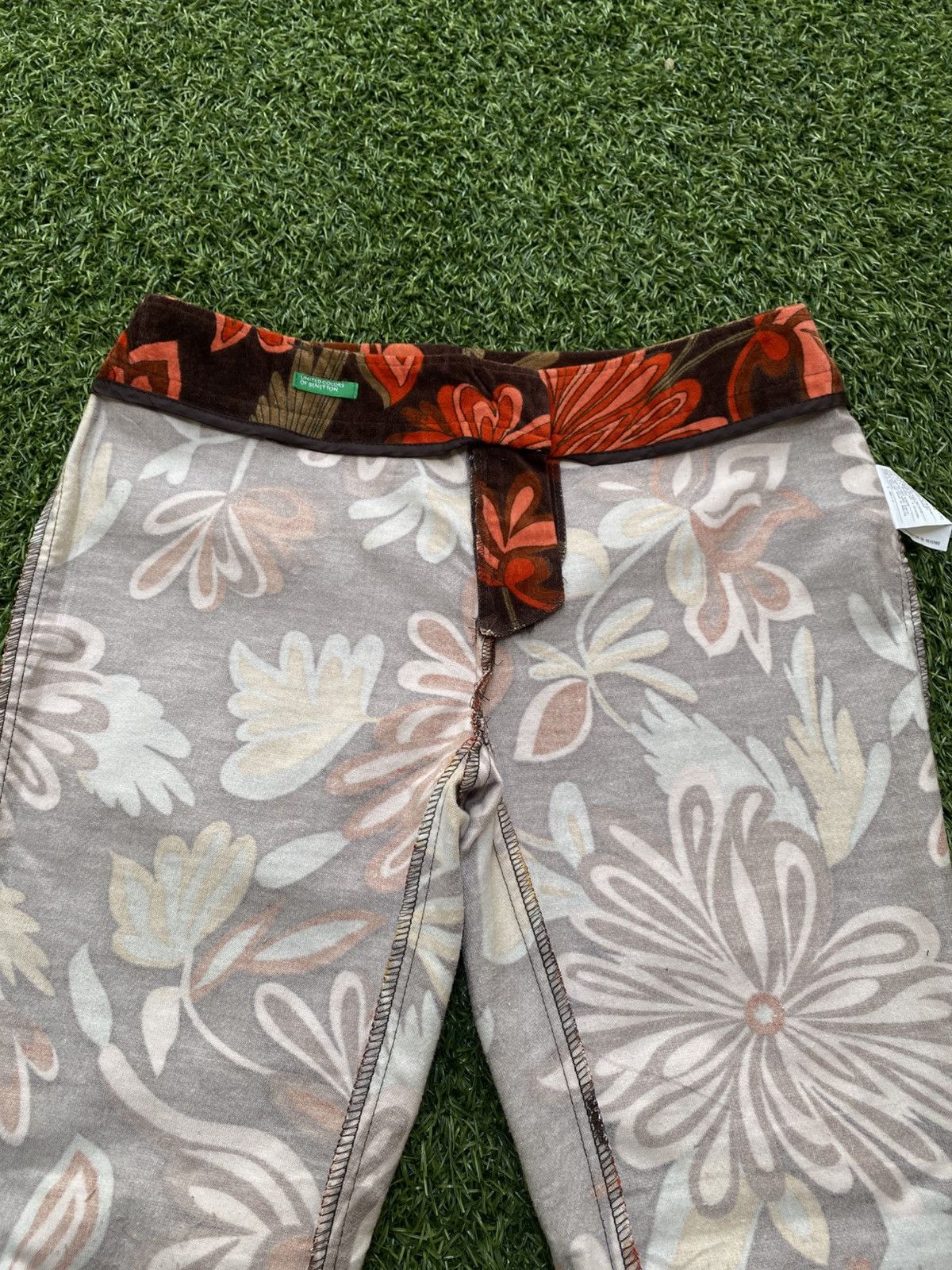 United Colors Of Benetton Floral United Colors of Benetton Pants Size 29" - 9 Thumbnail