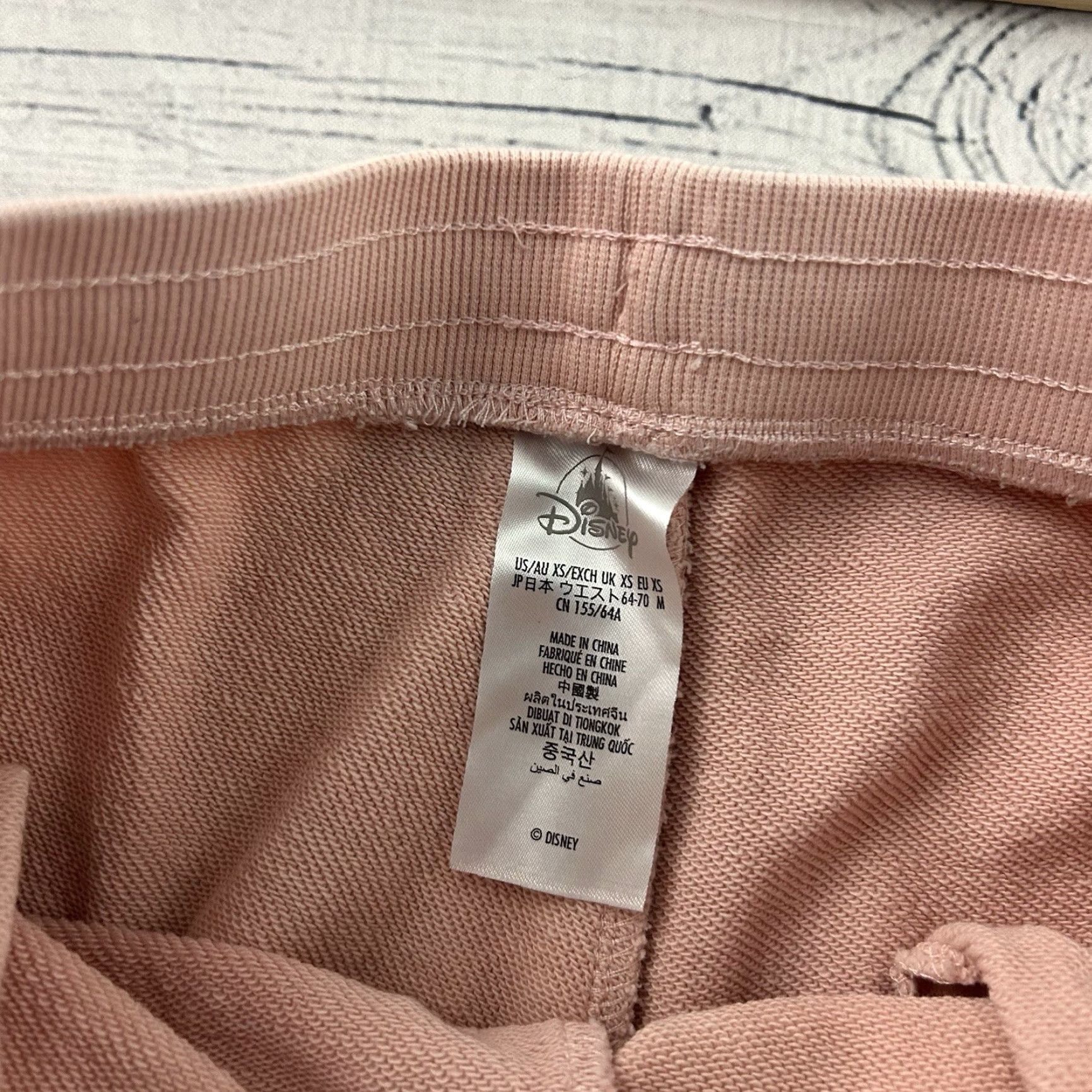 Disney VINTAGE Disneyland Gold Embroidered Jogger Sweatpants Women's XS Pink Size 26" / US 2 / IT 38 - 6 Thumbnail
