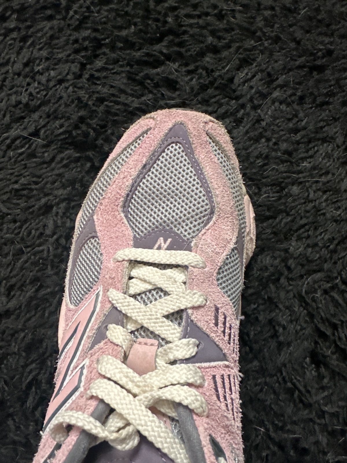 New Balance NB 9060 Pink Size US 9.5 / EU 42-43 - 4 Thumbnail
