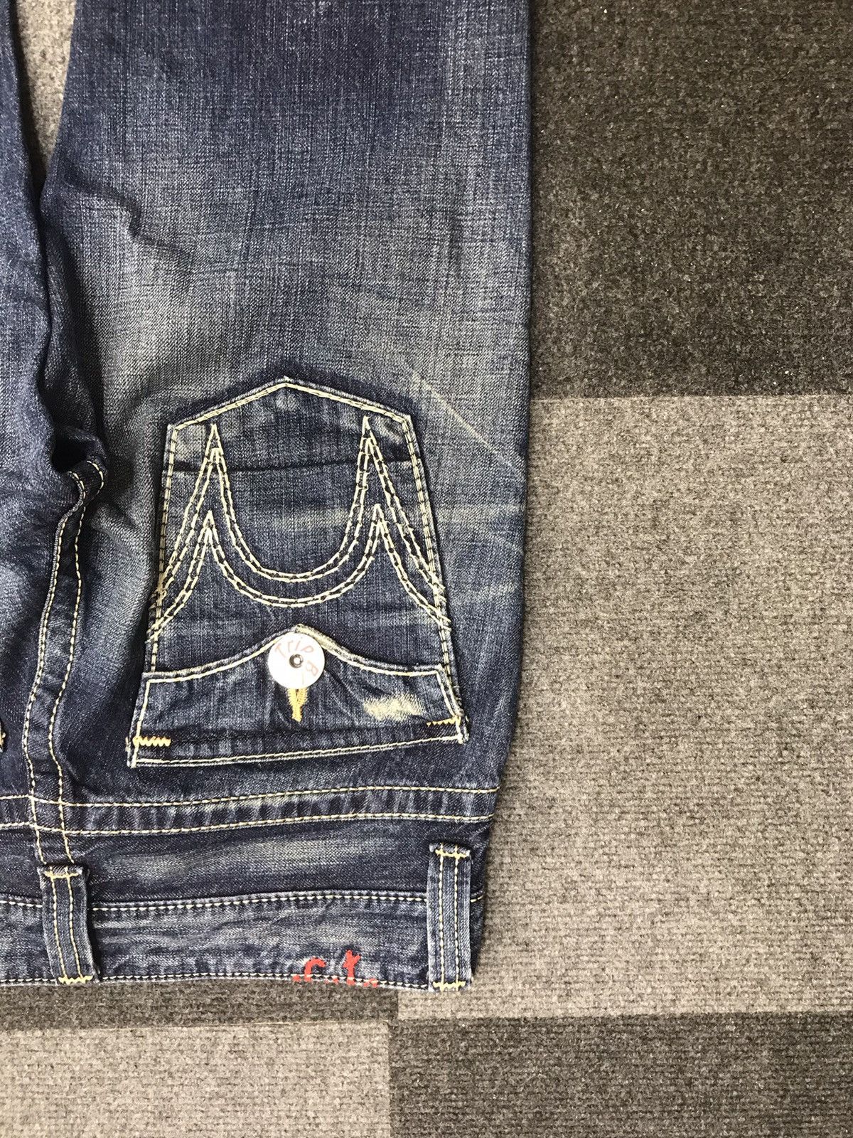 Bootcut?EDWIN 503 Low Rise Bootcut Jeans F22 - www.bongoclub.cl display picture 1