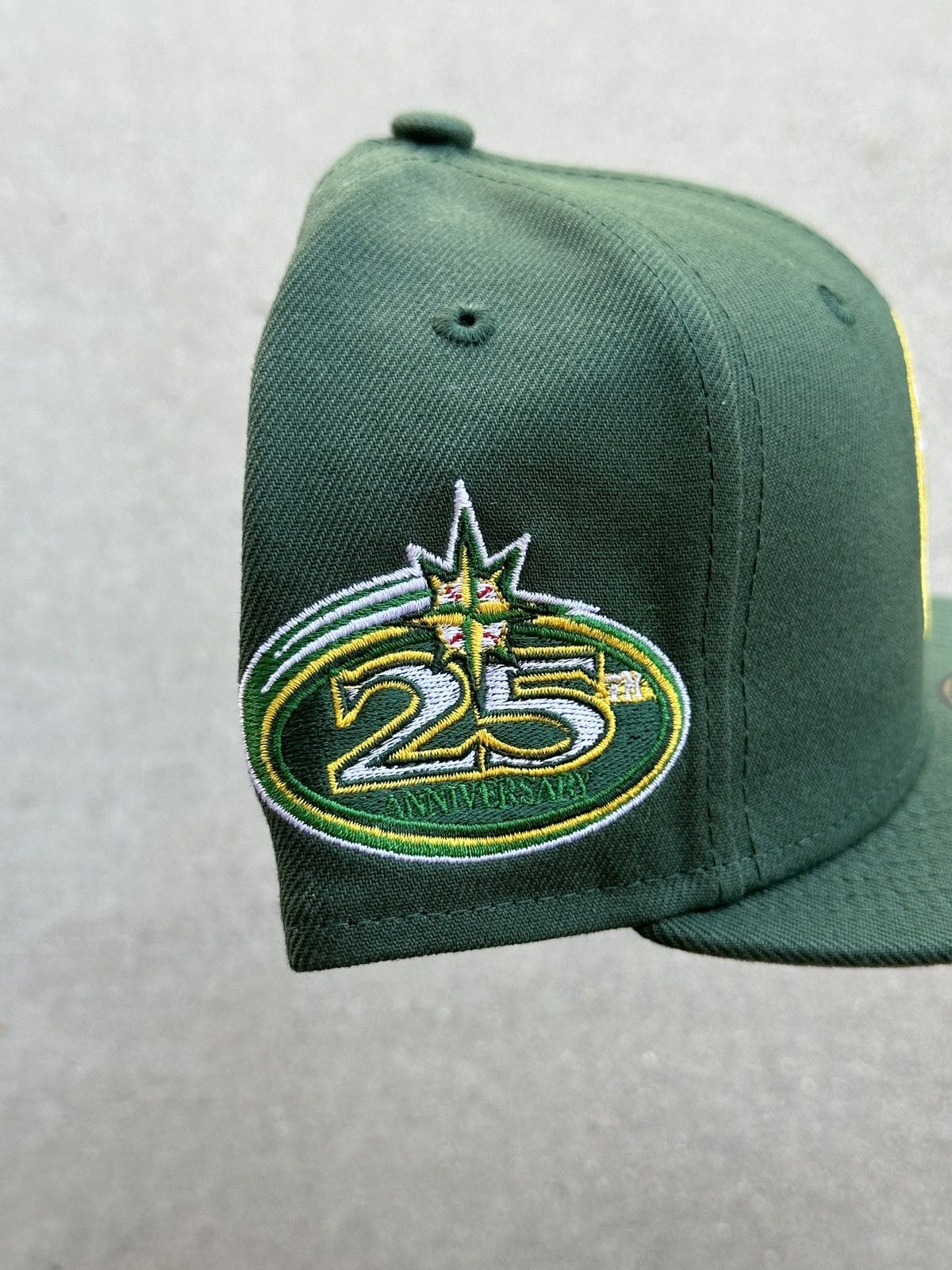 Hat Club × MLB × New Era Seattle Mariners OG NBA Crossovers Cool Fashion 7 1/4 Size ONE SIZE - 2 Thumbnail