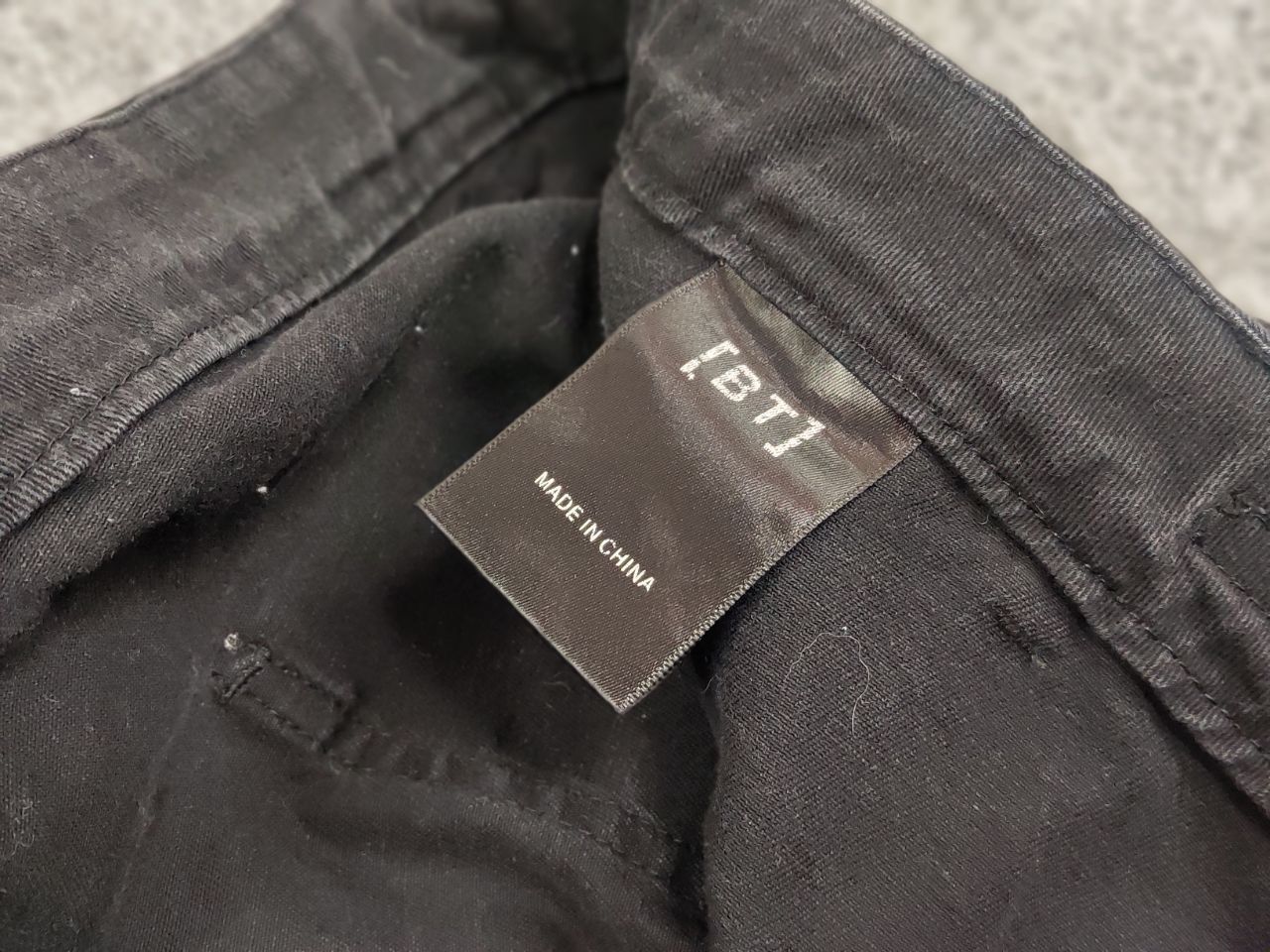 Japanese Brand Vintage BT Japanese Design Black Cargo Jeans Y2K Style Size US 34 / EU 50 - 19 Thumbnail