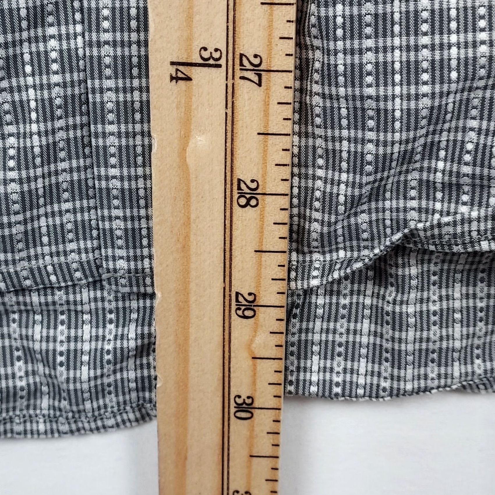 Perry Ellis Perry Ellis Shirt Gray Check Long Sleeve 100% Cotton Men M Medium Button-Up Casual Vintage: No Regular Fit Classic Collar Women's? Size US M / EU 48-50 / 2 - 5 Thumbnail
