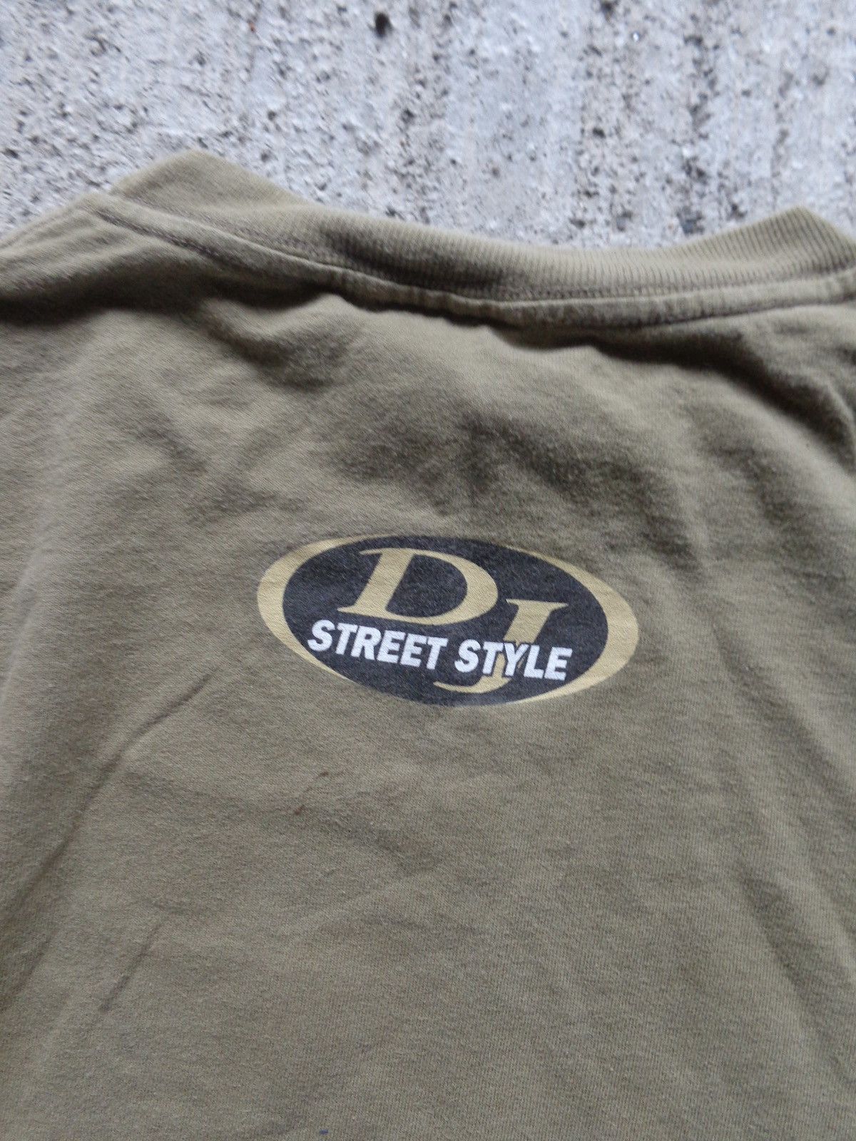 Japanese Brand Y2K 2000s Brats Spy streetwear guy t-shirt Size US XL / EU 56 / 4 - 4 Thumbnail