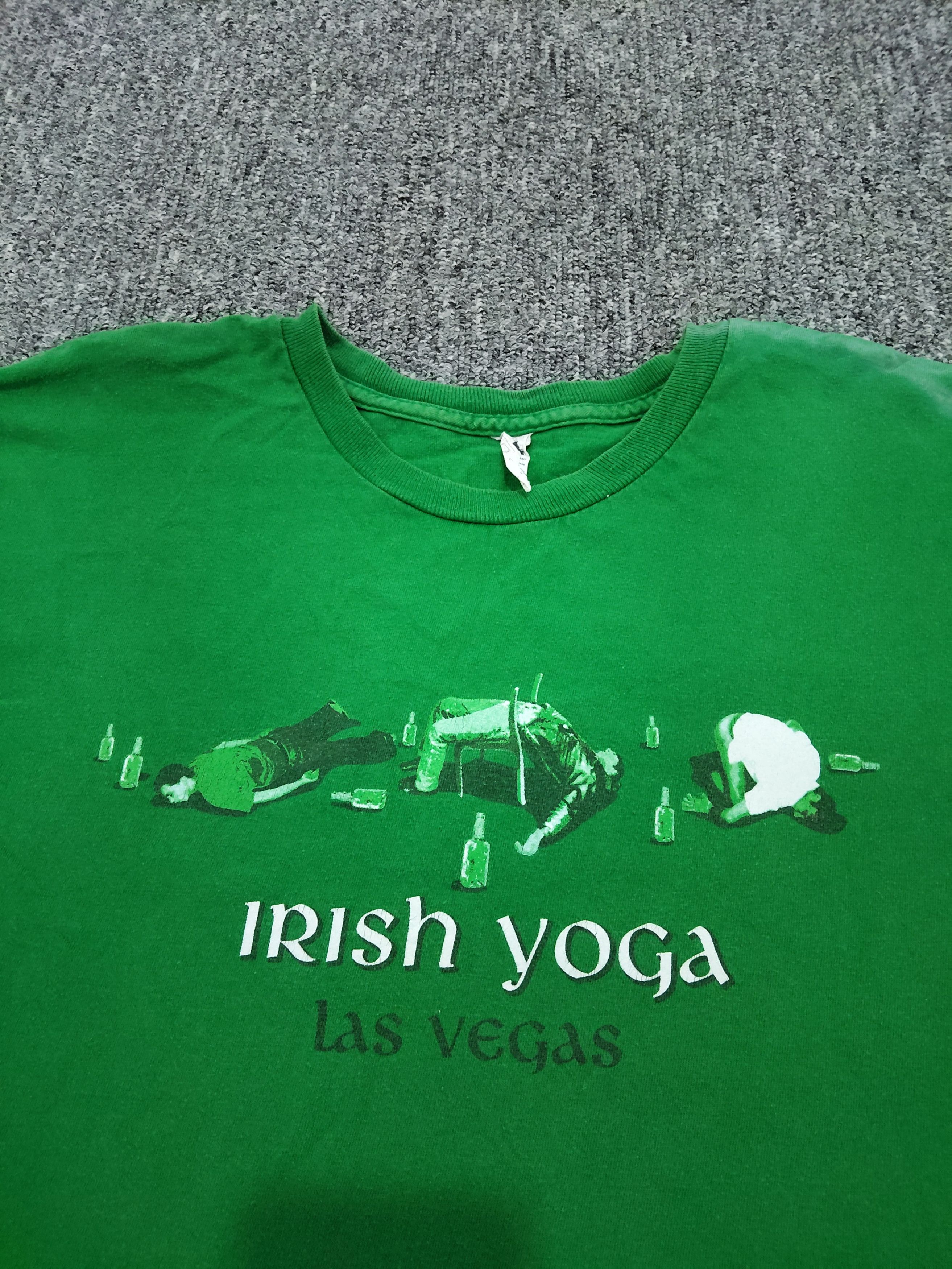 Vintage Vintage Irish Yoga Las Vegas drunk graphic t shirt Size US L / EU 52-54 / 3 - 4 Thumbnail