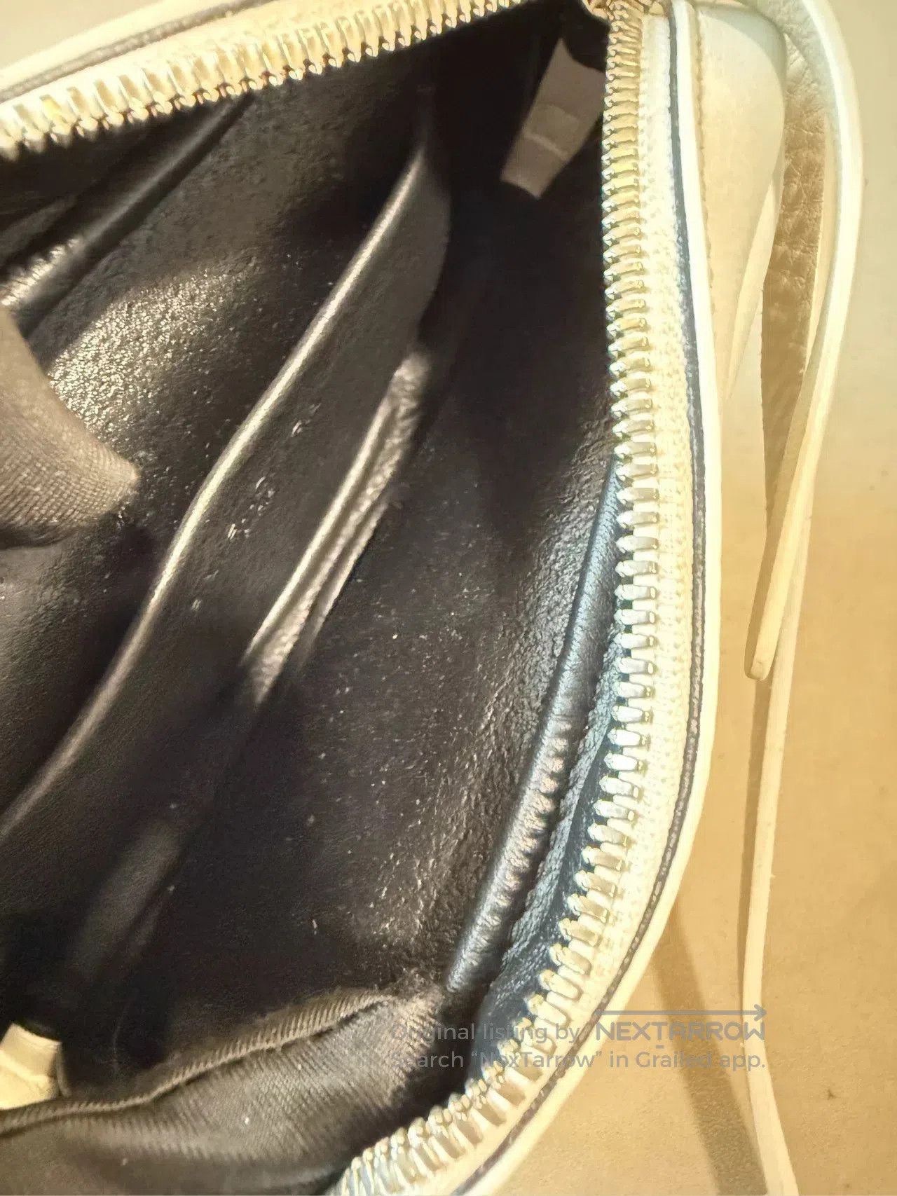 Balenciaga Balenciaga White Calfskin Small Pouch. Size ONE SIZE - 5 Thumbnail