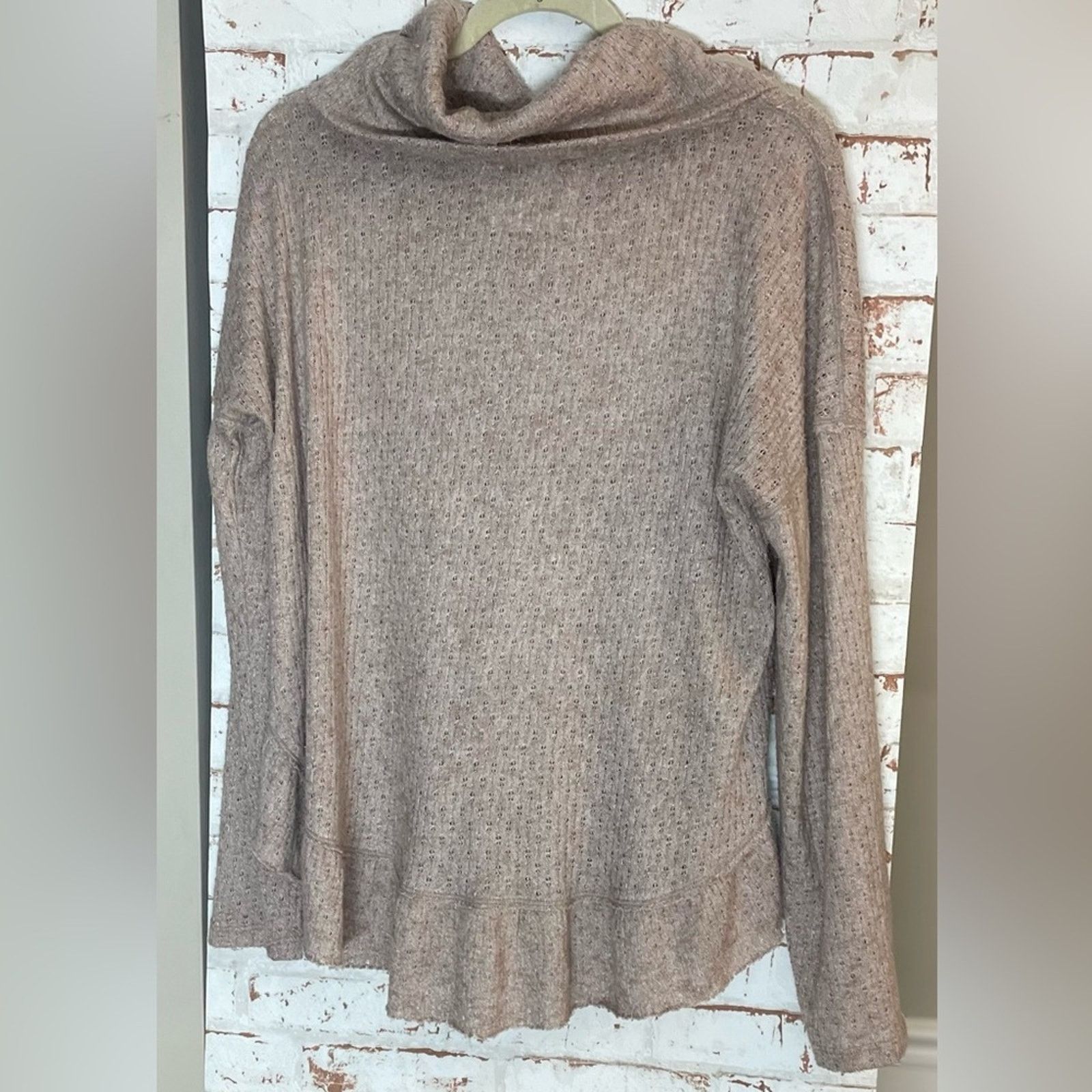 Anthropologie Anthropologie Heathered Cowl Neck Sweater Size M / US 6-8 / IT 42-44 - 2 Thumbnail