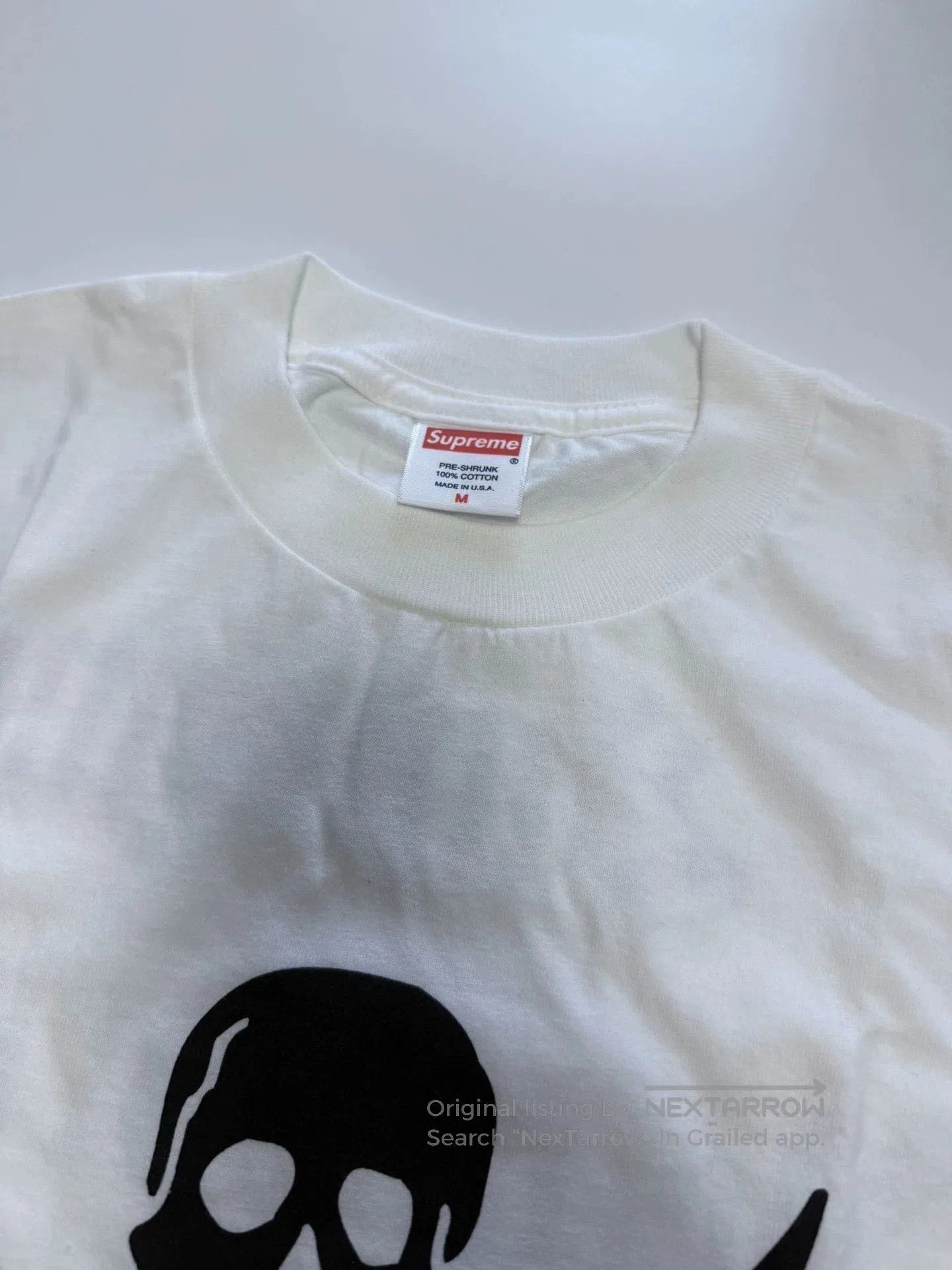 Supreme White Skull and Cross s Graphic T. Size US M / EU 48-50 / 2 - 3 Thumbnail