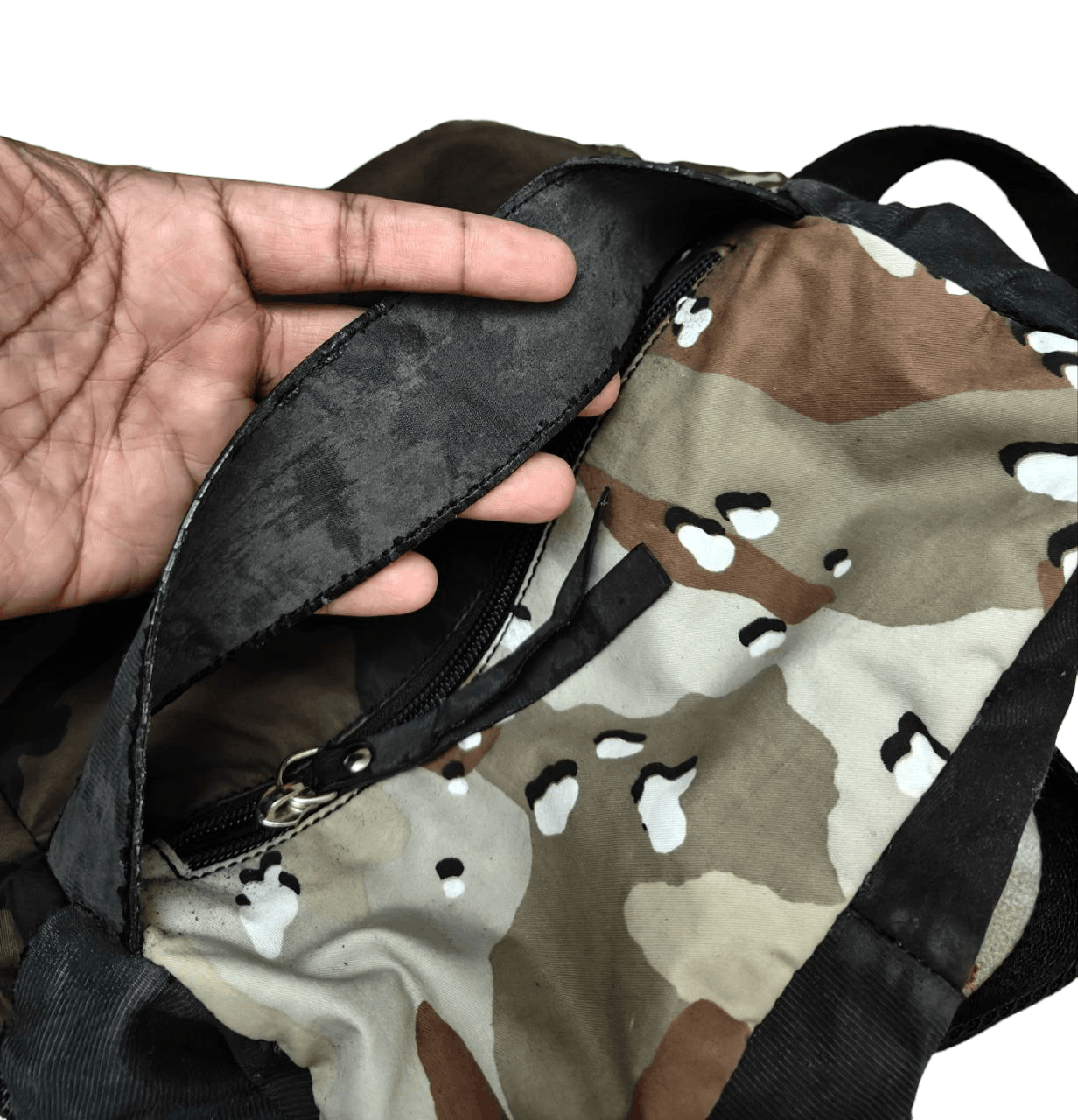 Maison Margiela Worn Maison Margiela Camo worn BAg Size ONE SIZE - 13 Thumbnail