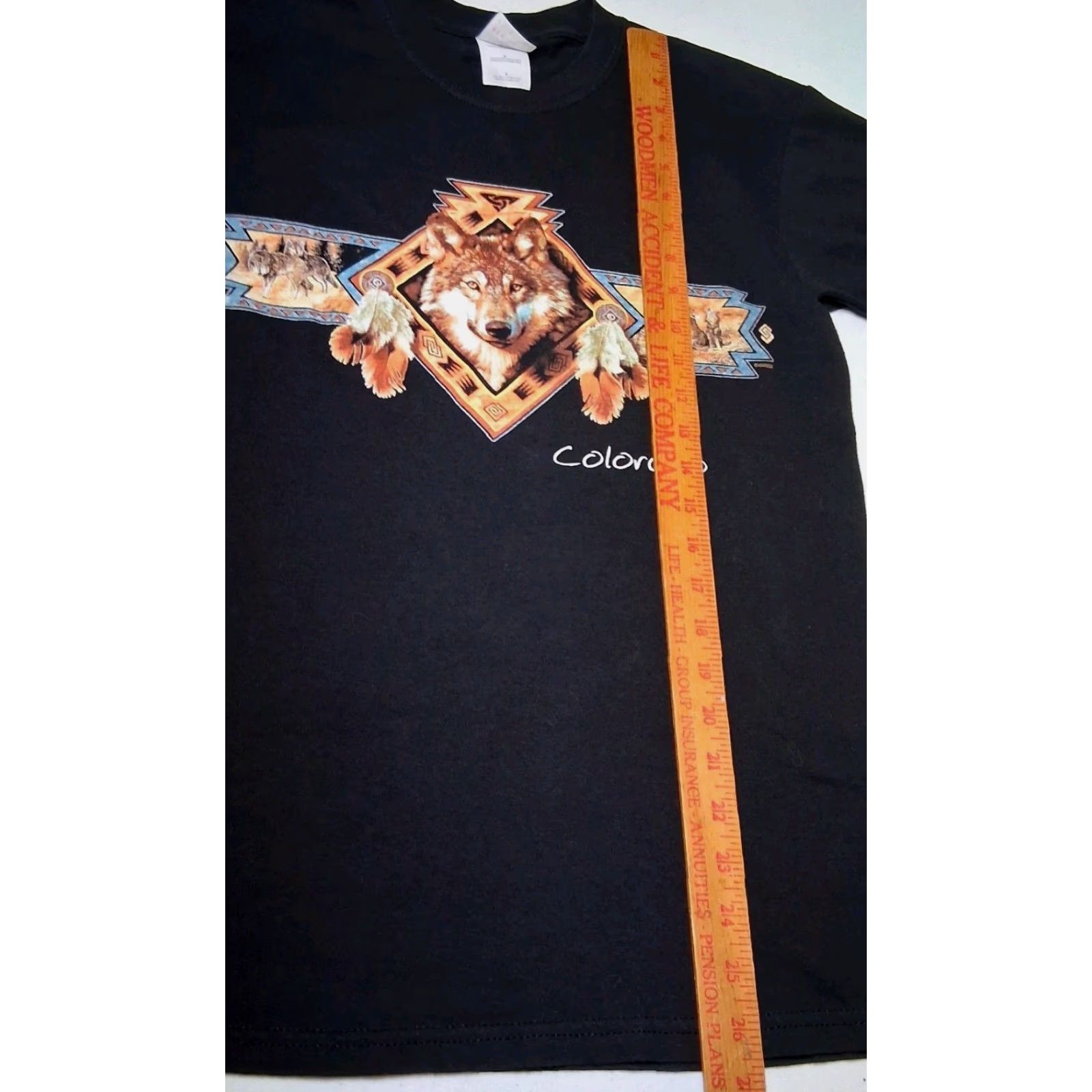 Gildan Gildan Colorado Gray Wolf Shirt Men Small Black Graphic Wolves Feathers Tribal Native Size US S / EU 44-46 / 1 - 4 Thumbnail