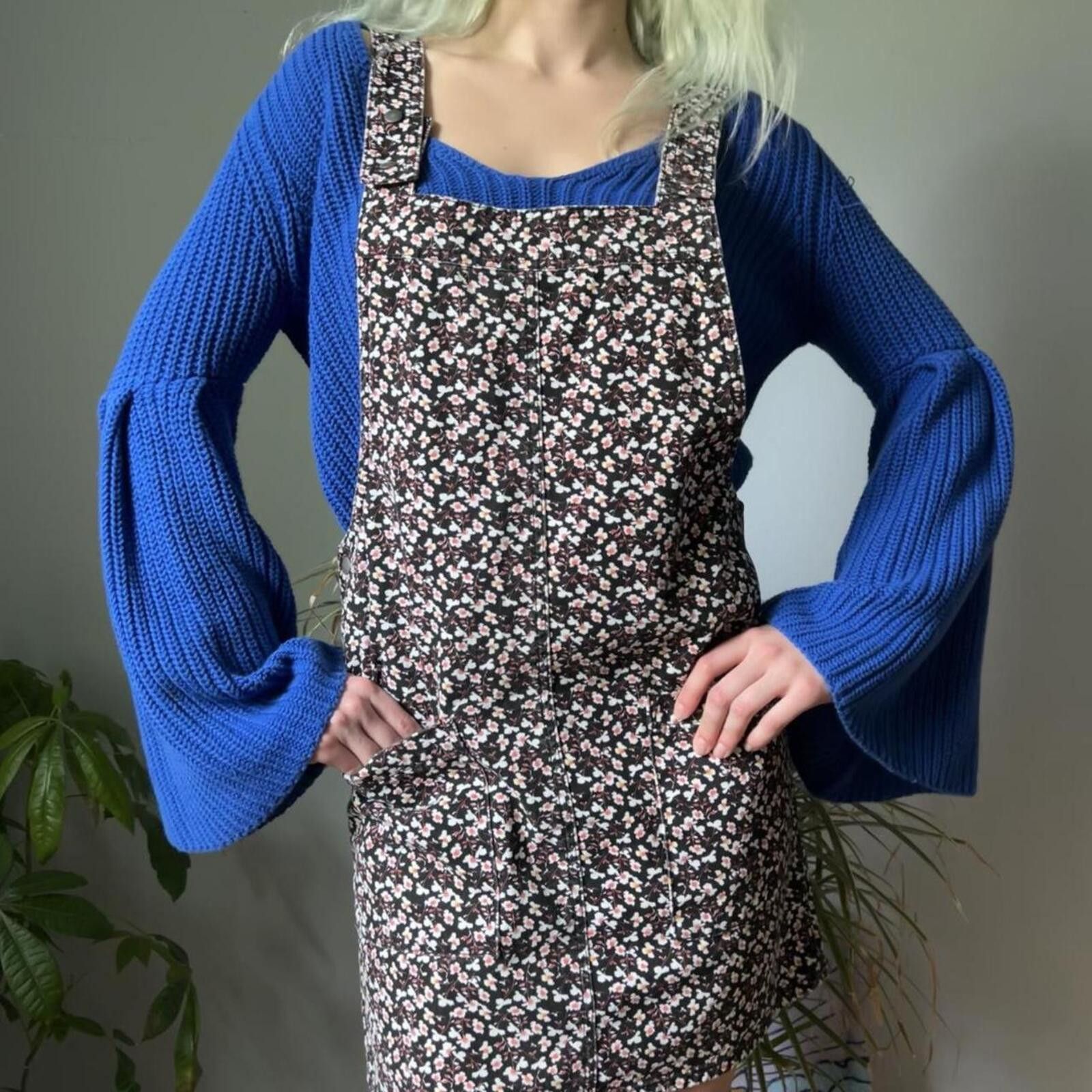 Other Xhilaration Women's Floral Overall Dress Size S / US 4 / IT 40 - 2 Thumbnail