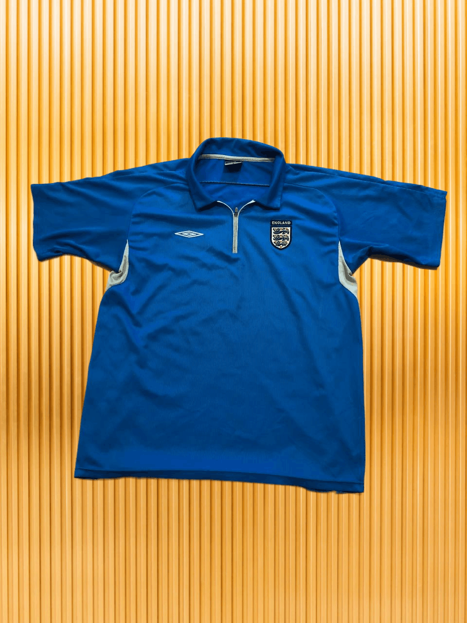 Umbro Jerseys blue Vintage Umbro logo Football England T-Shirt Y2K Size US L / EU 52-54 / 3 - 1 Thumbnail