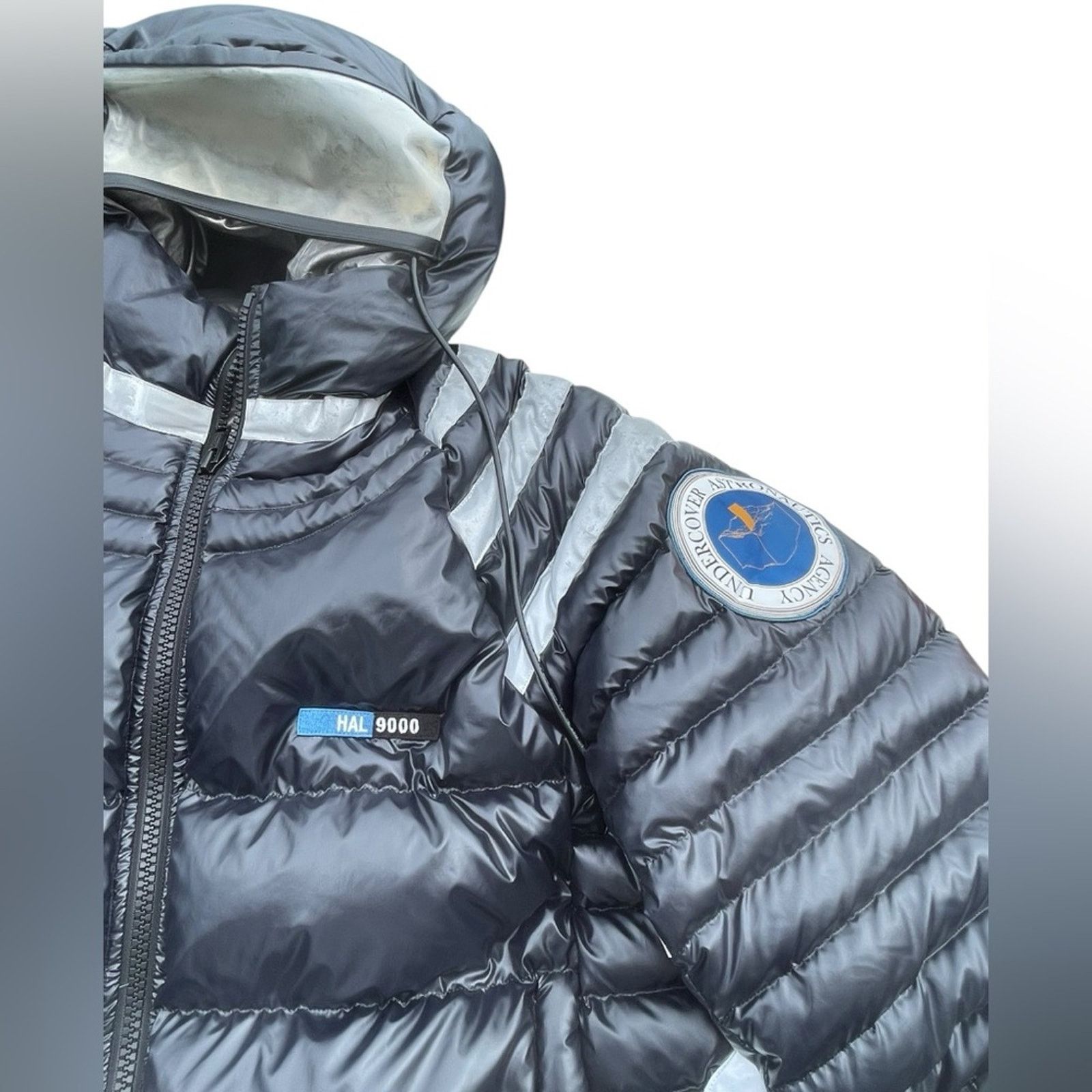 Undercover Undercover AW18 LED Space Suit RUNWAY AW18 2001: A Space Size US M / EU 48-50 / 2 - 4 Thumbnail