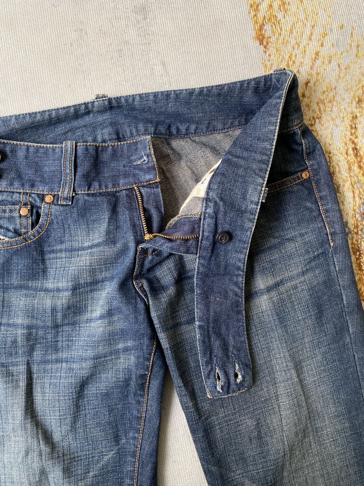 Diesel Vintage Diesel Low Rise Flare Blue Faded Denim Size US 28 / EU 44 - 13 Thumbnail