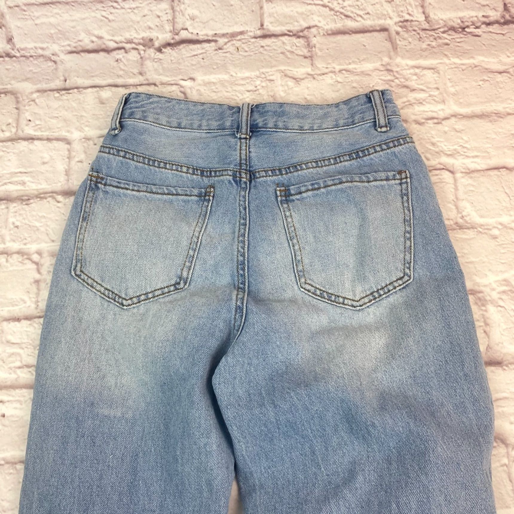 Vintage SONG Womens 90s Boyfriend Jeans Size 26 Blue High Rise Distressed 100% Cotton Denim Light Wash 5-Pocket Design Jeans Womens 90s Vintage? Size 26" / US 2 / IT 38 - 5 Thumbnail