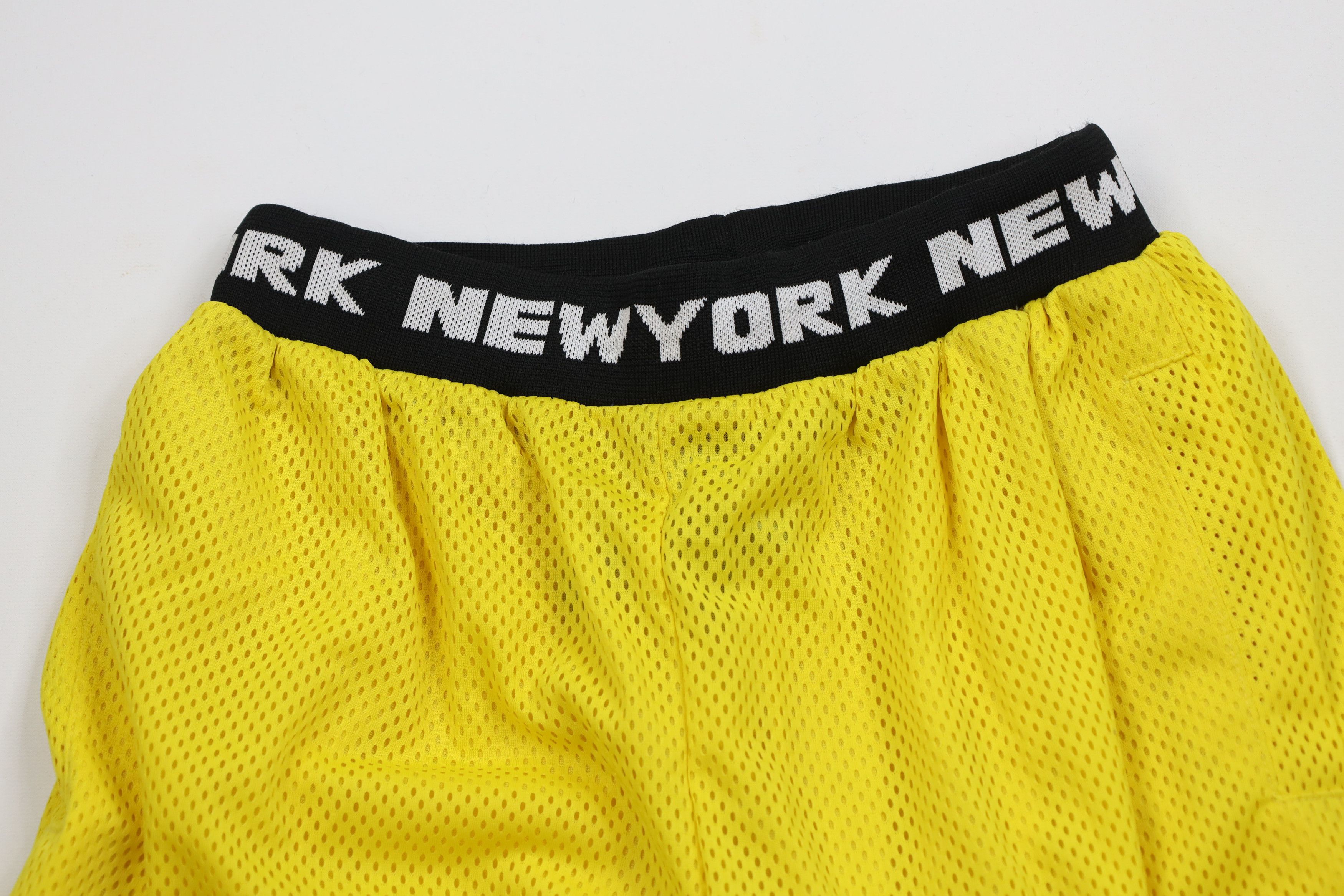 Vintage Deadstock Vintage 90s Y2K Streetwear New York Cargo Shorts Size US 32 / EU 48 - 2 Thumbnail